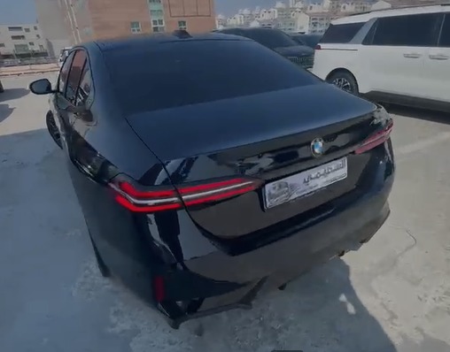 520i M KIT بلاك أديشن
