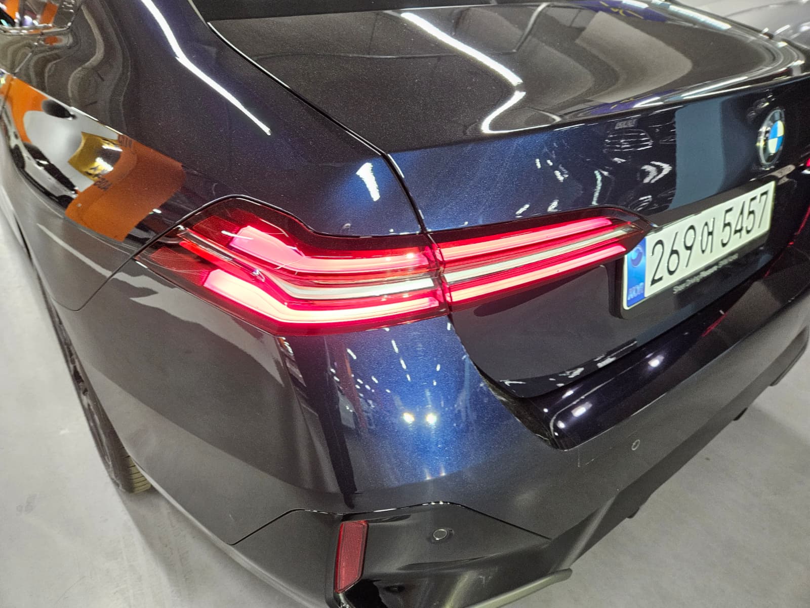 520i M KIT بلاك أديشن