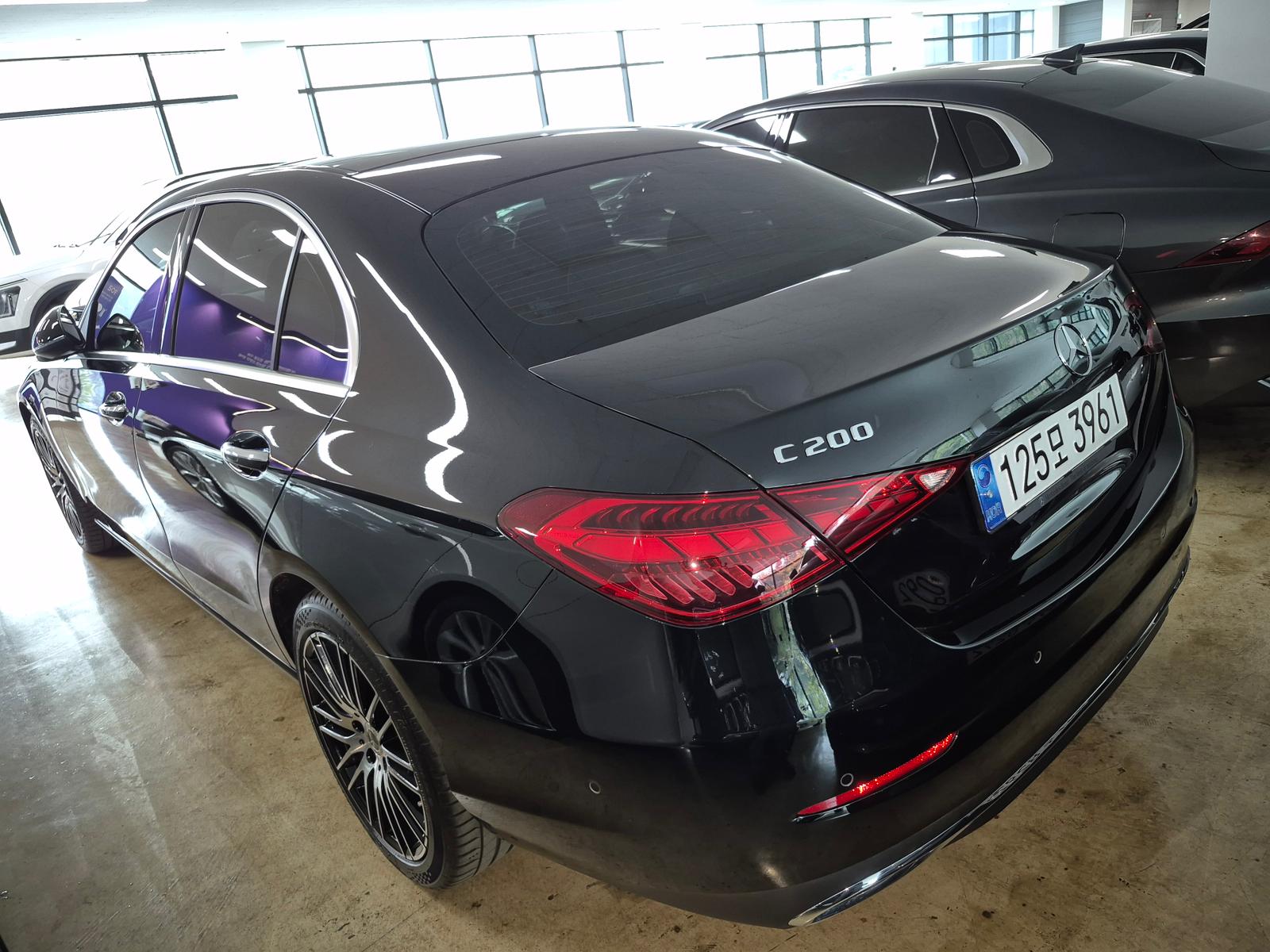 C200