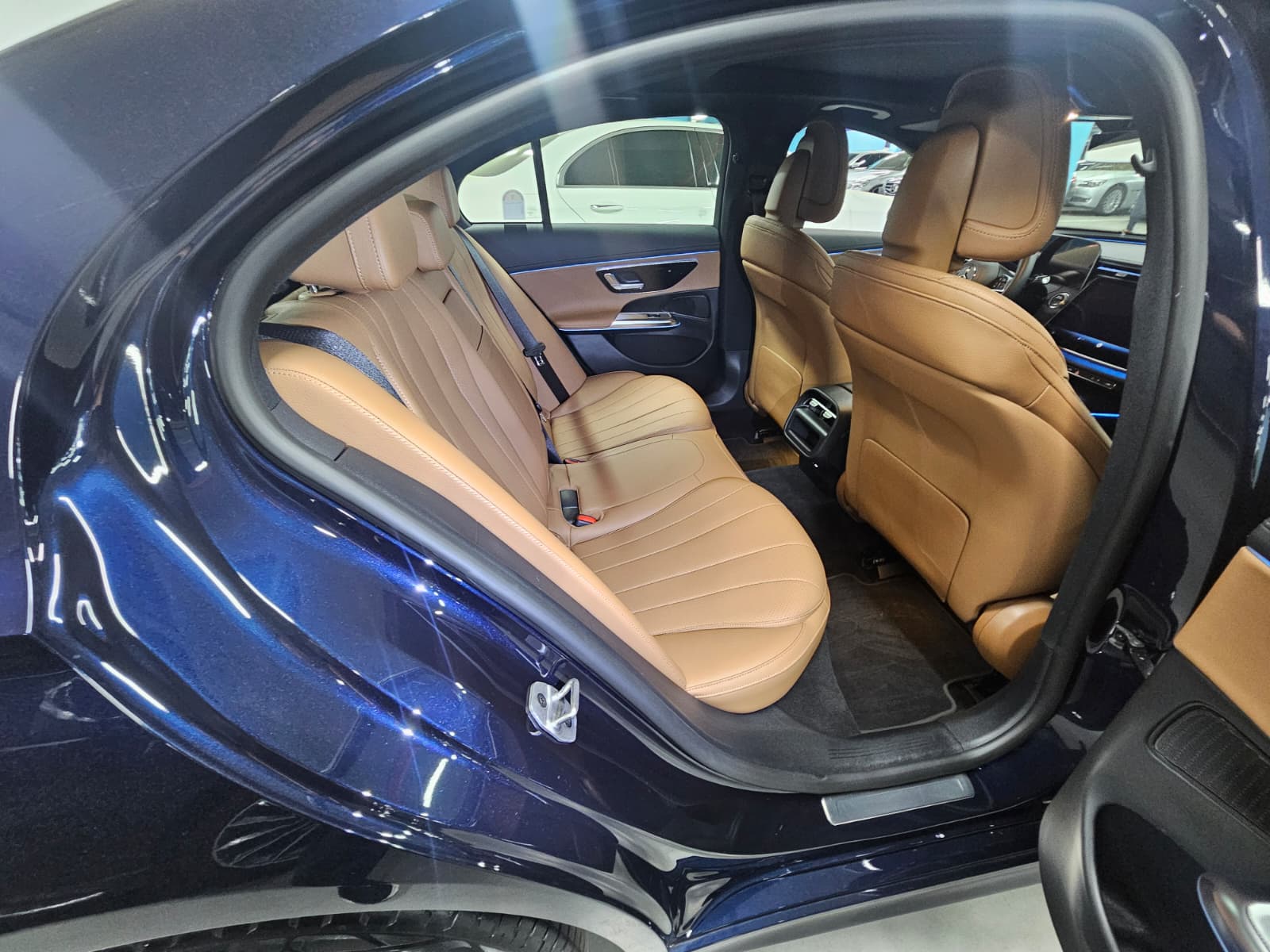 E200