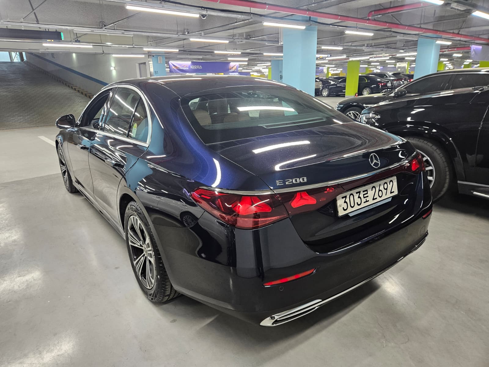 E200