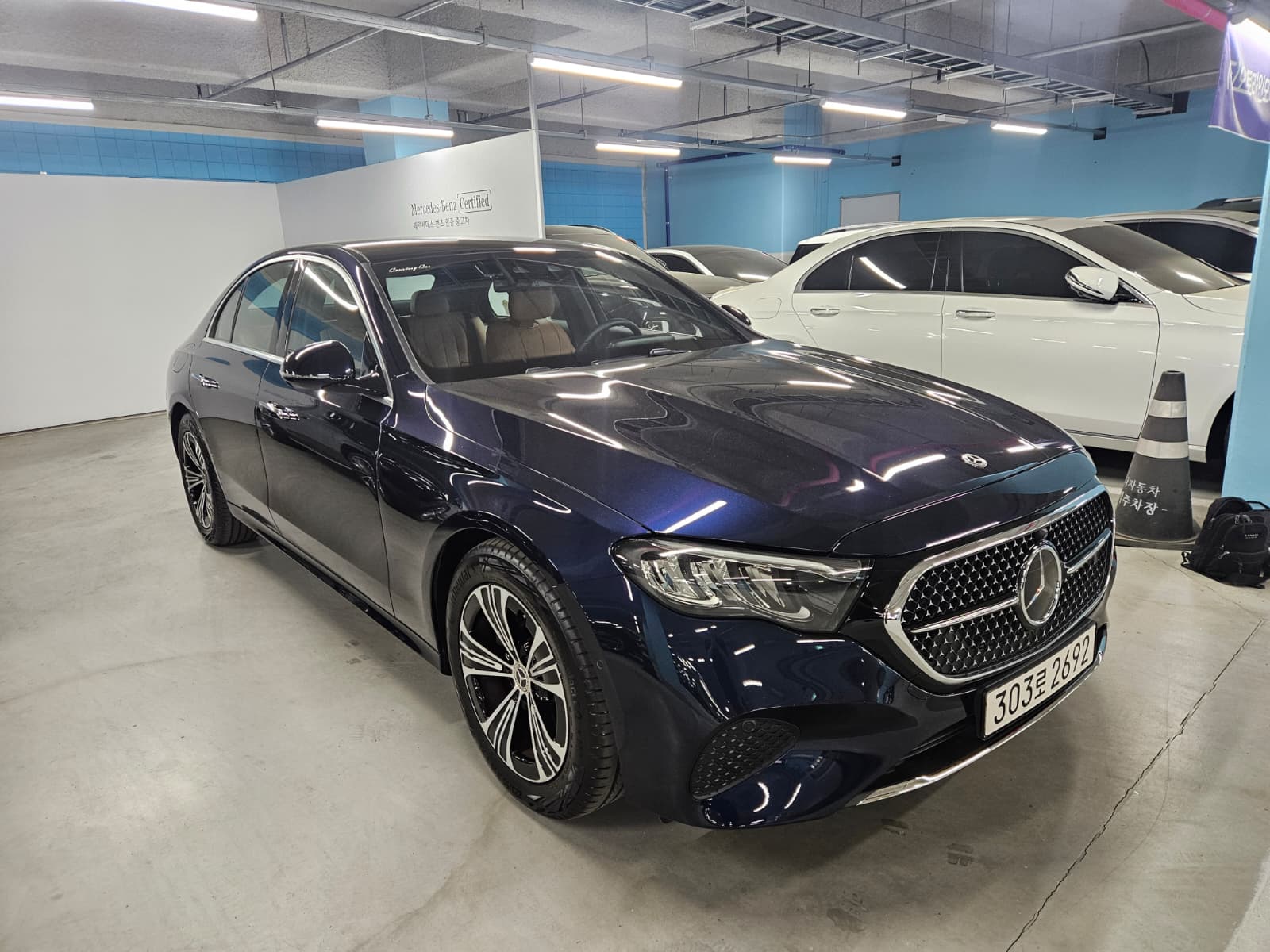 E200