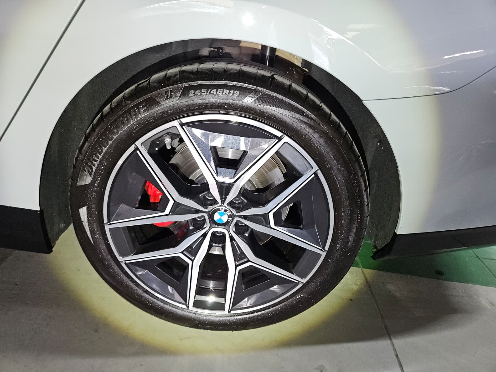 520i M KIT بلاك أديشن