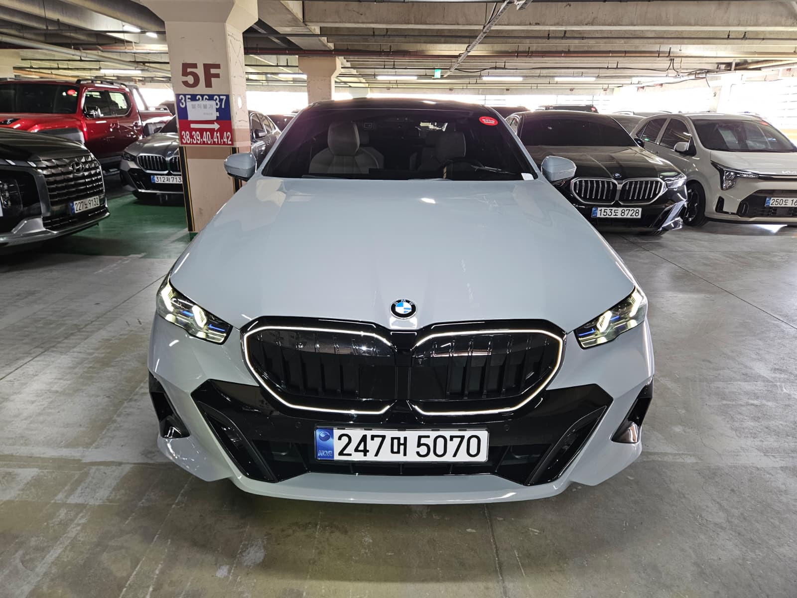 520i M KIT بلاك أديشن