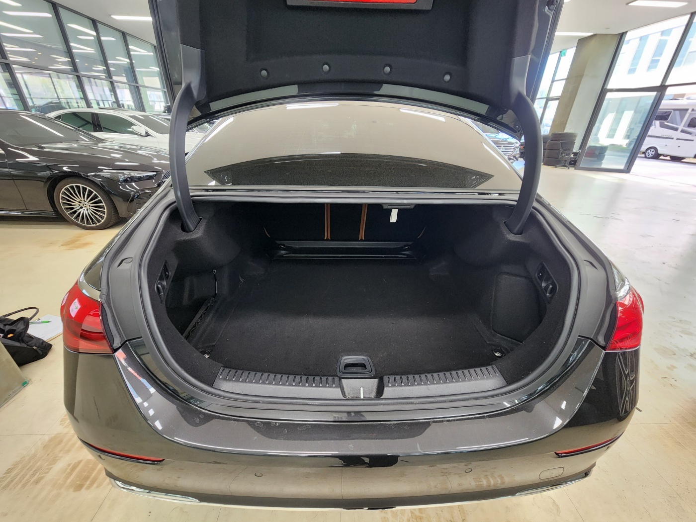 E200