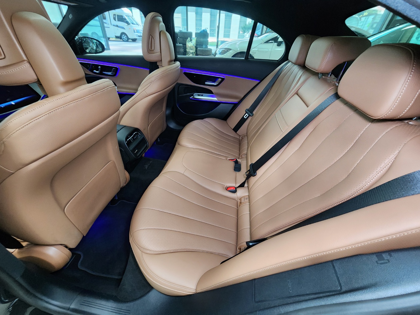 E200