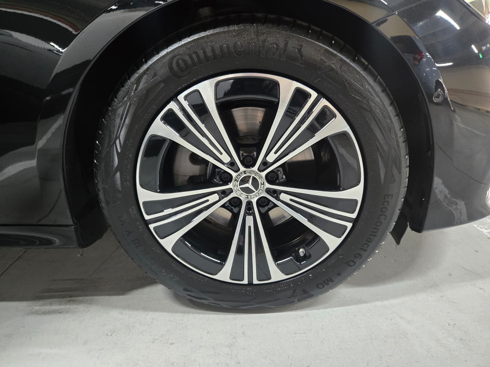 E200