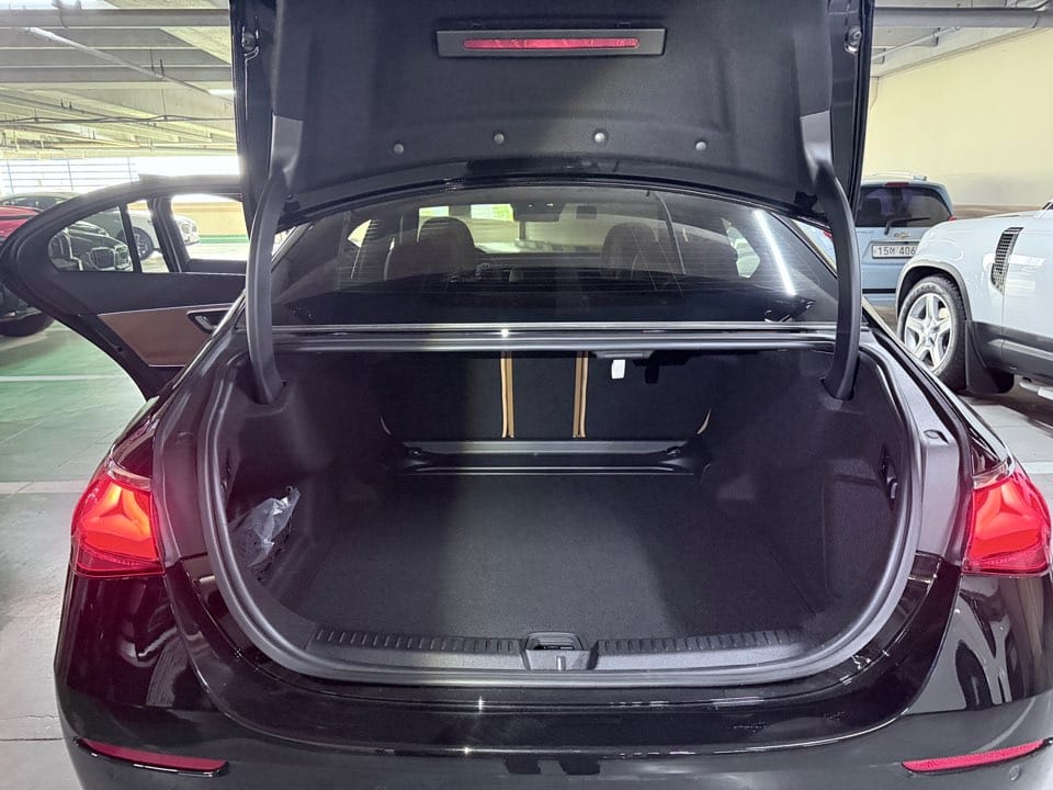 E200