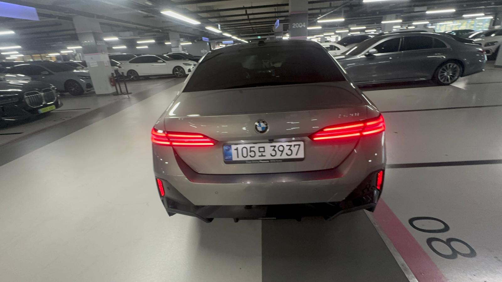 BMW 520i M KIT بلاك أديشن