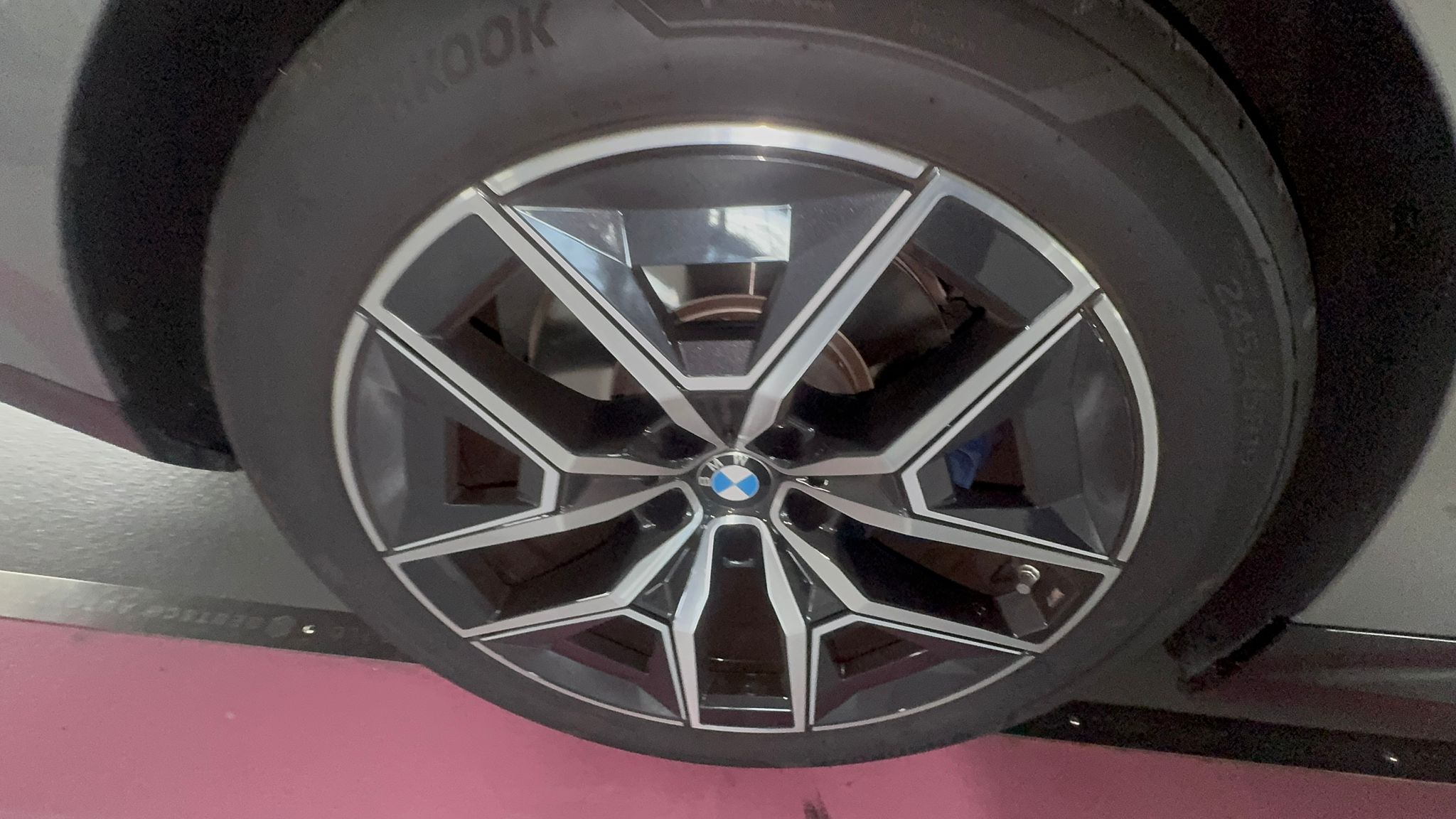 BMW 520i M KIT بلاك أديشن