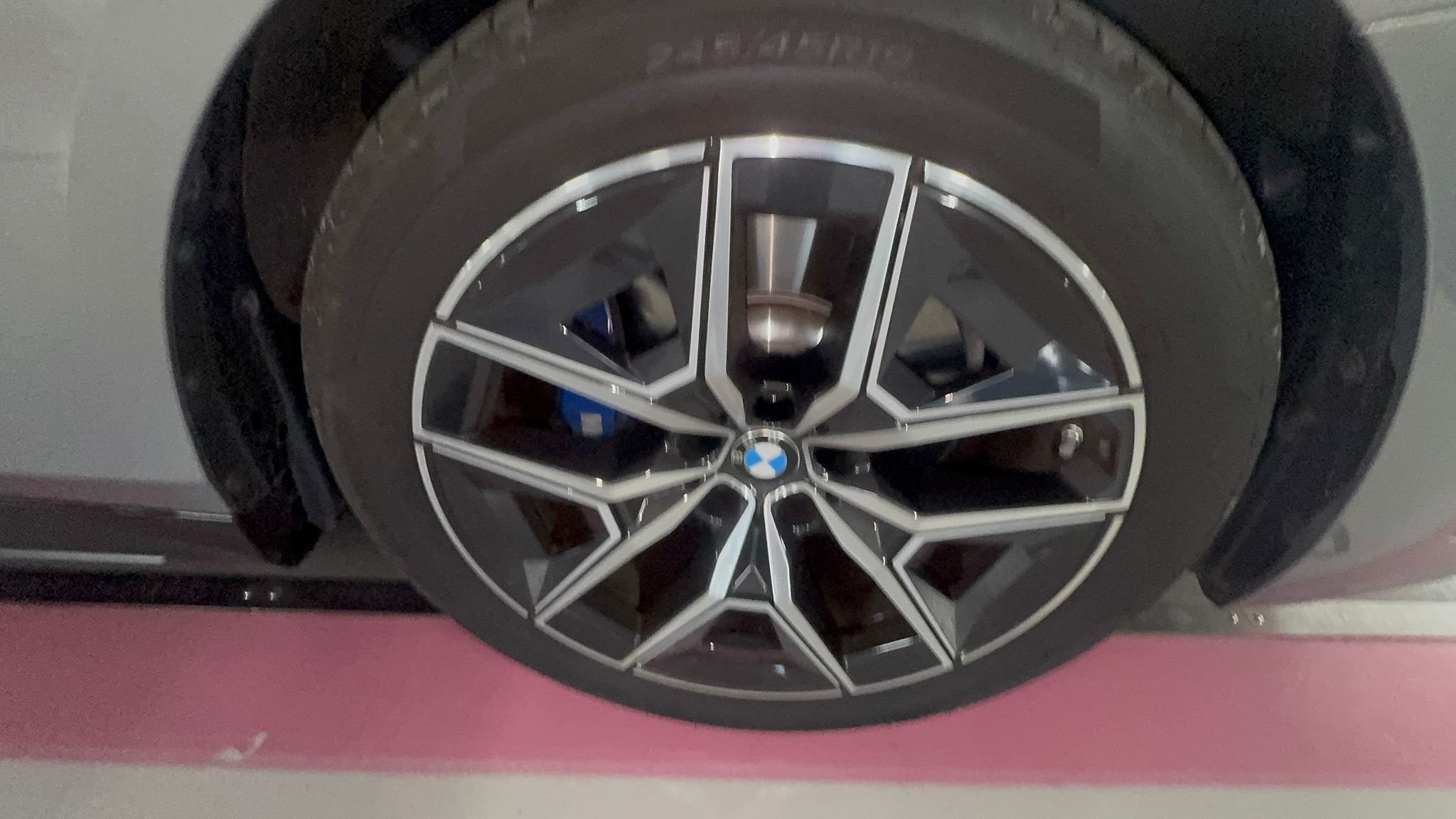 BMW 520i M KIT بلاك أديشن