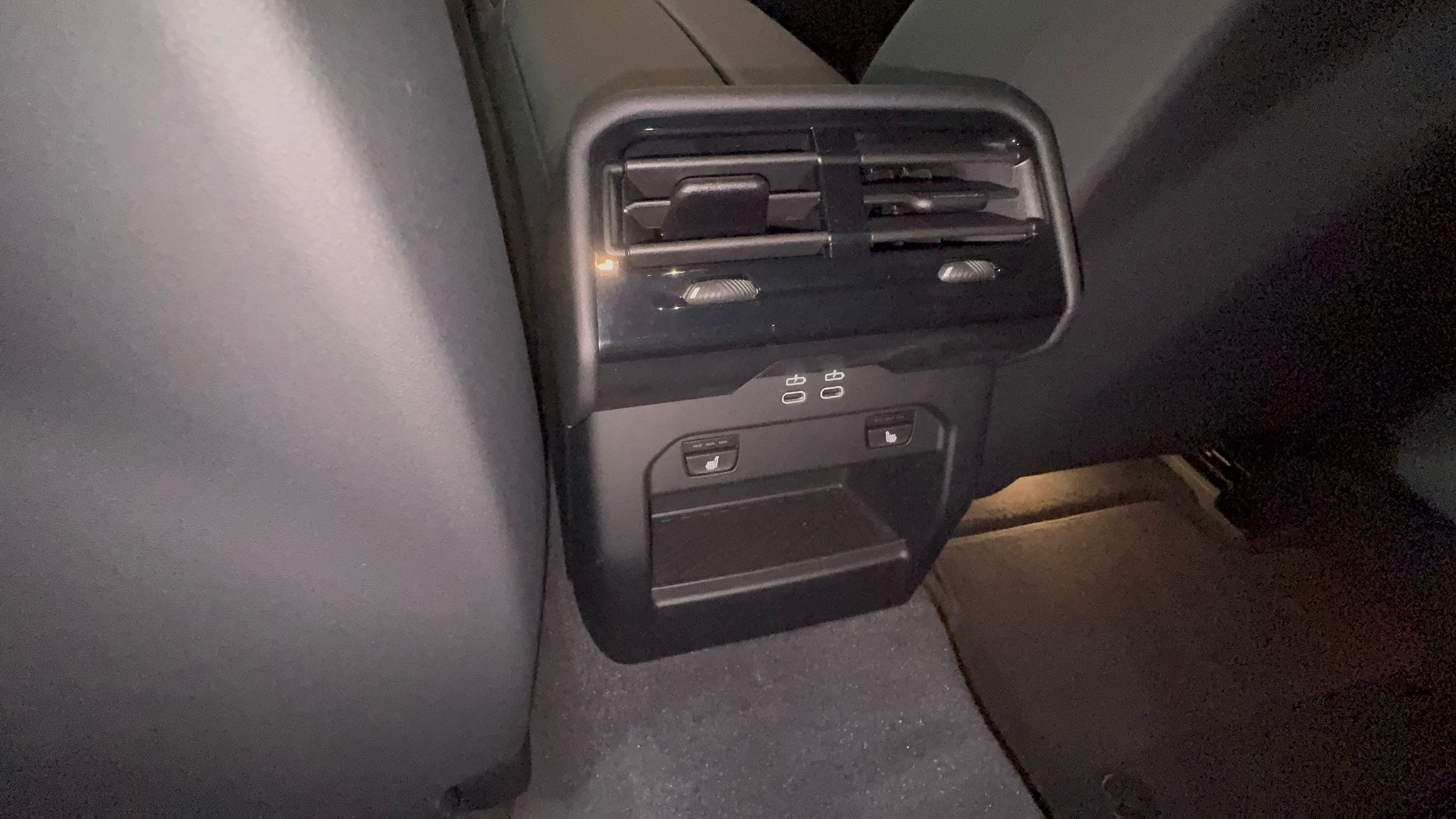 BMW 520i M KIT بلاك أديشن