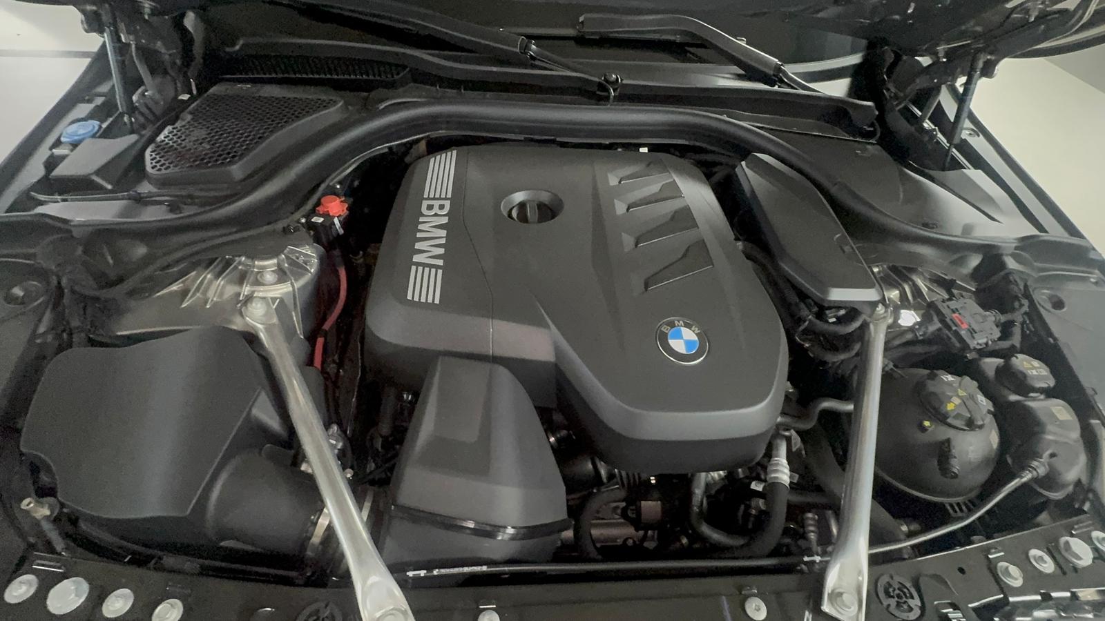 BMW 520i M KIT بلاك أديشن