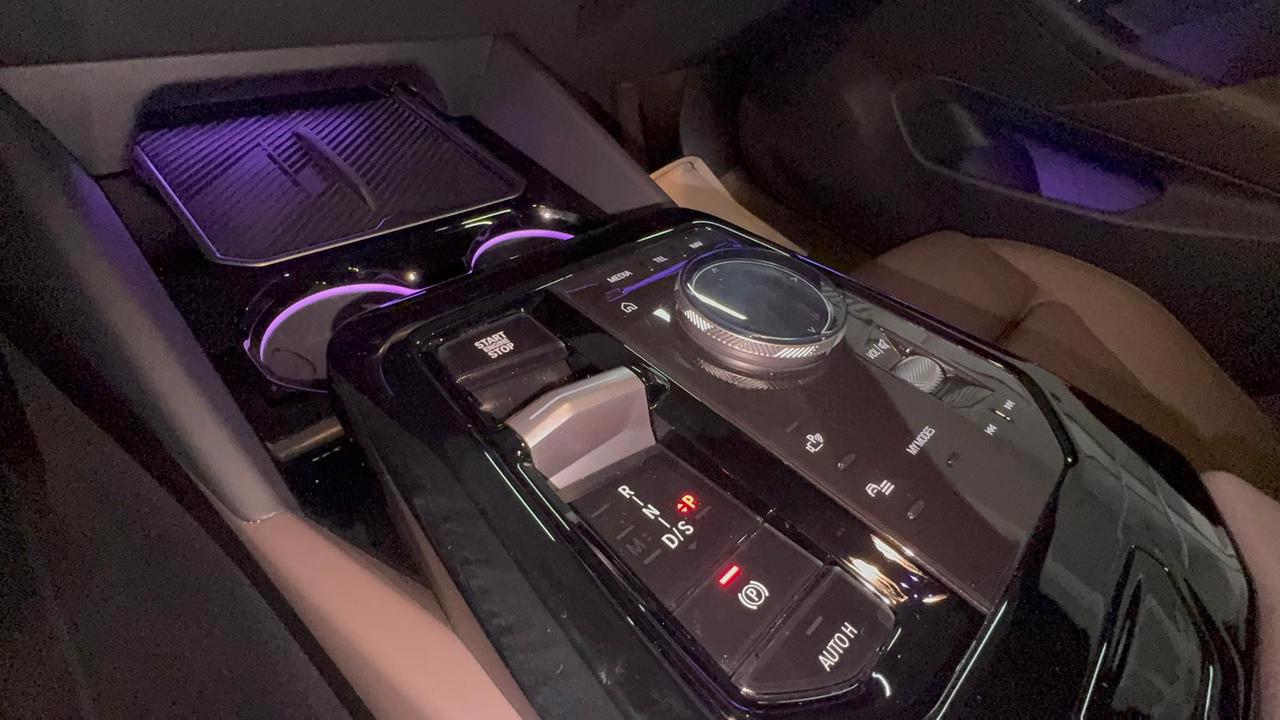  520i M KIT بلاك أديشن