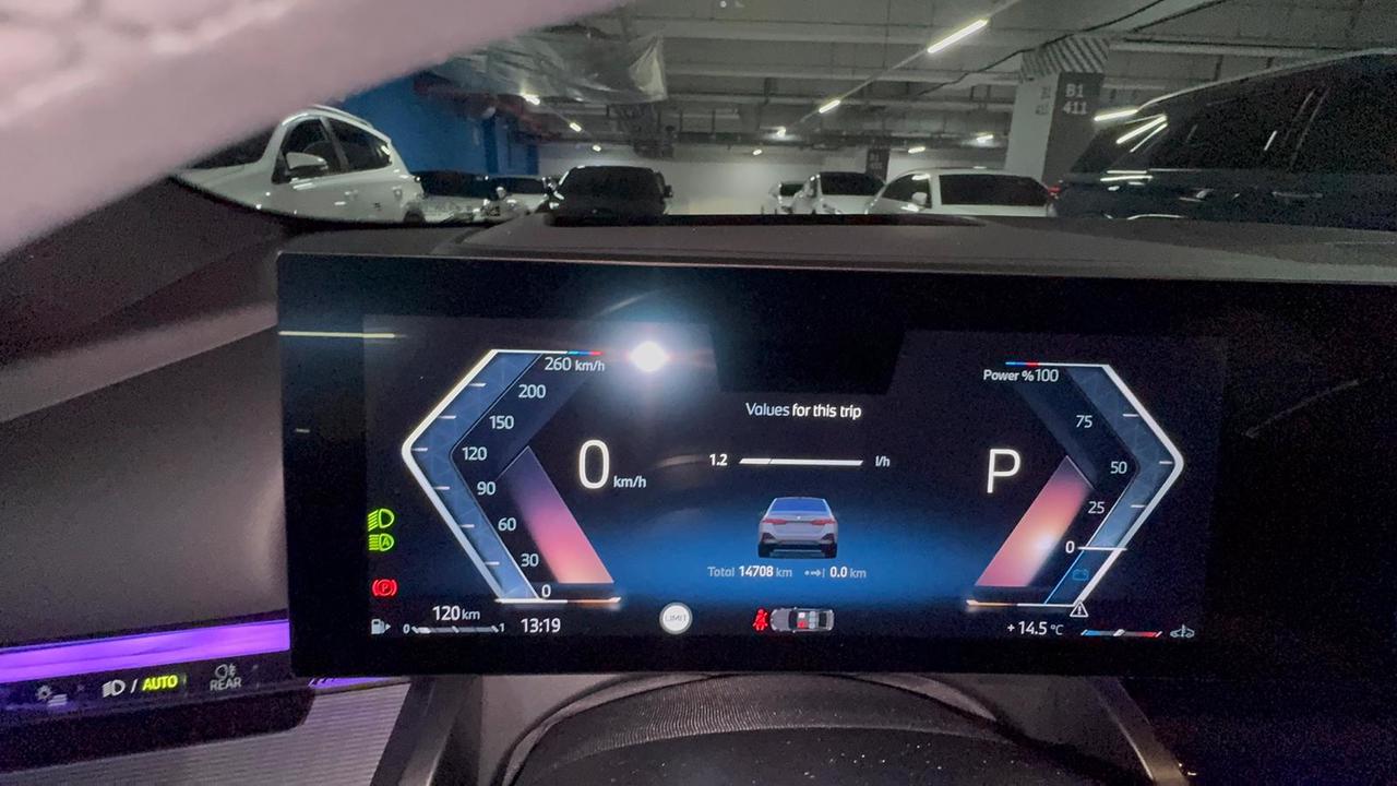  520i M KIT بلاك أديشن