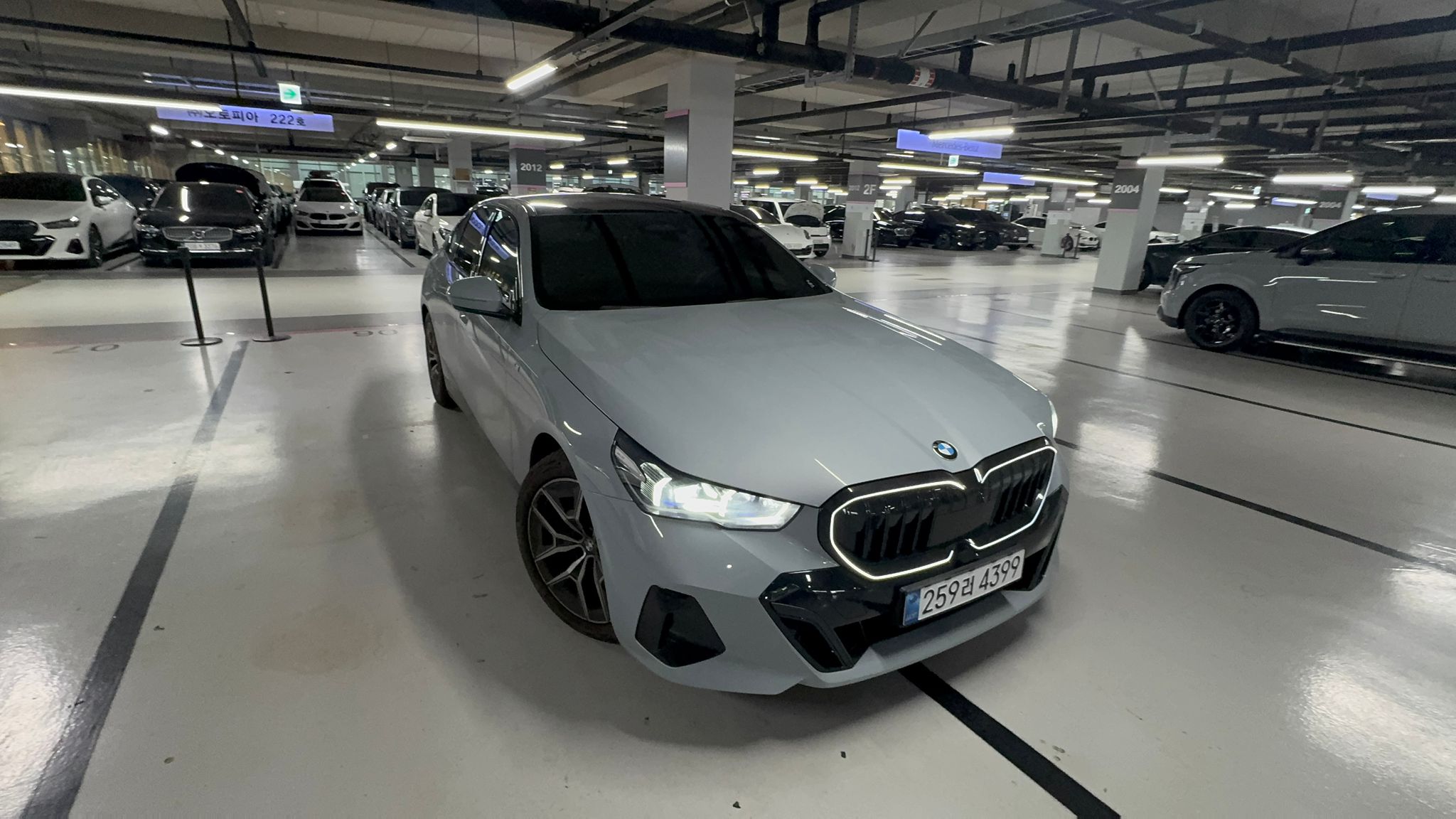 520i M KIT بلاك أديشن