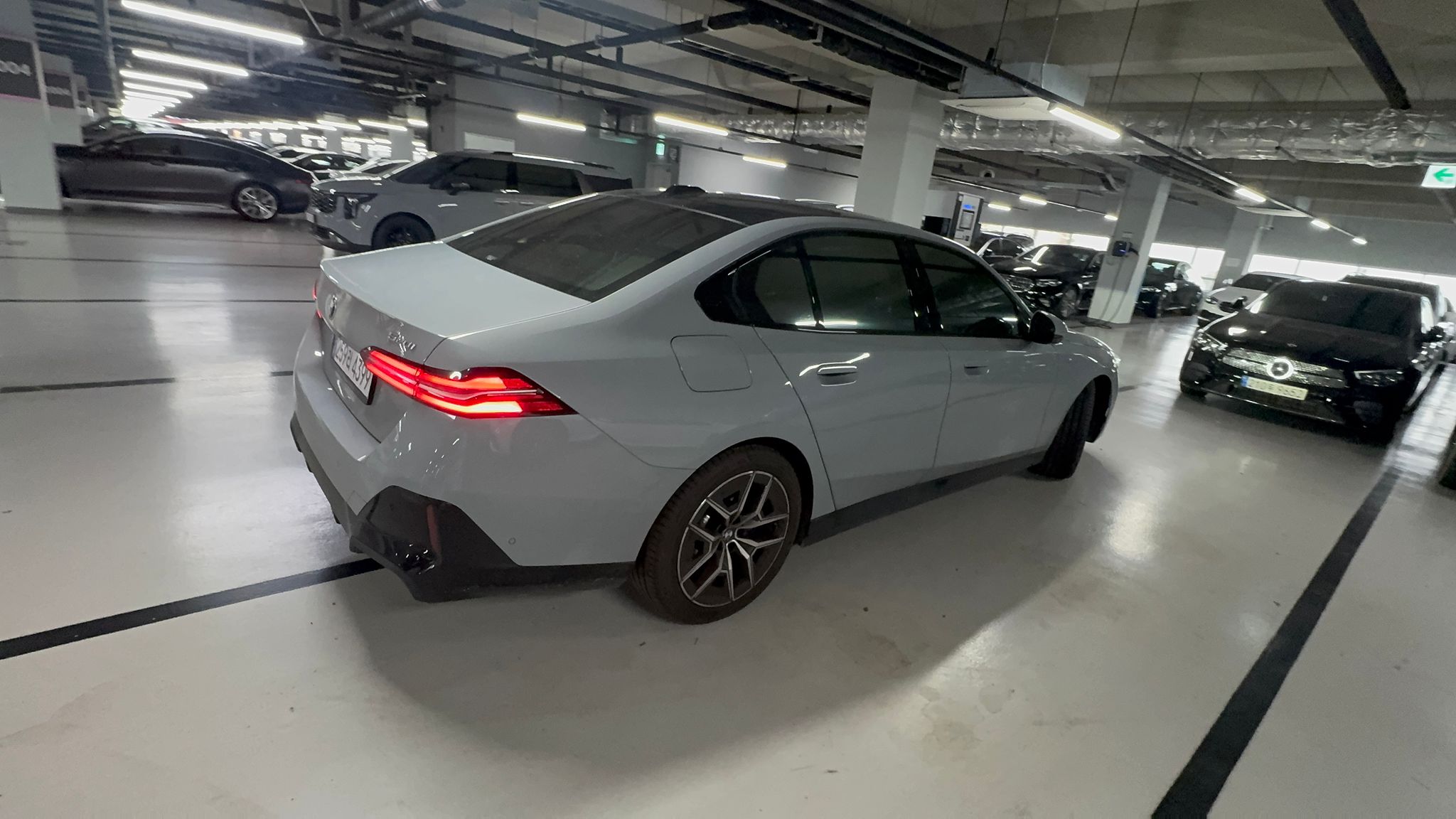 520i M KIT بلاك أديشن