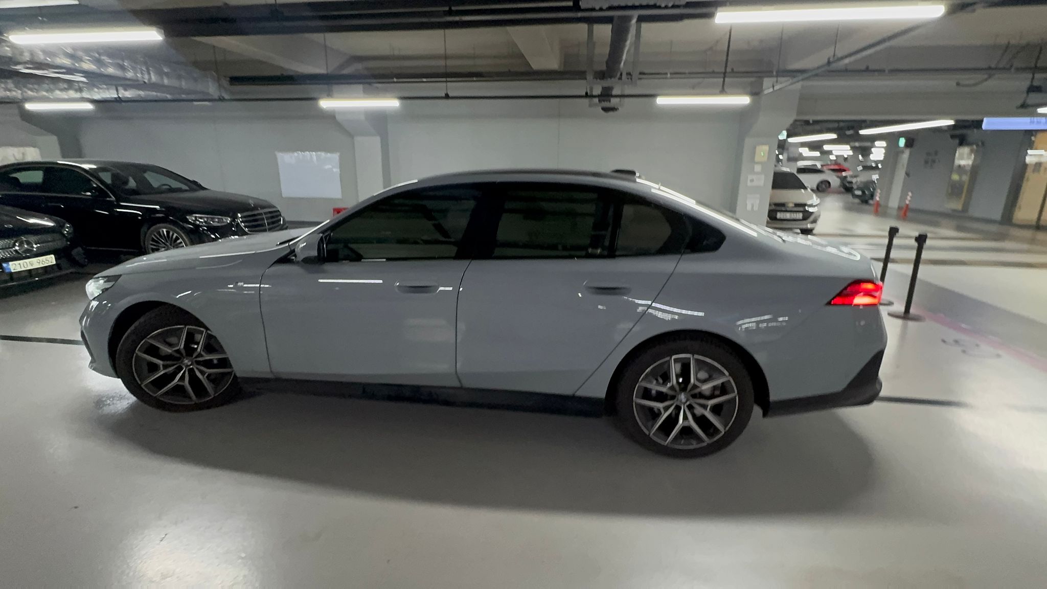 520i M KIT بلاك أديشن