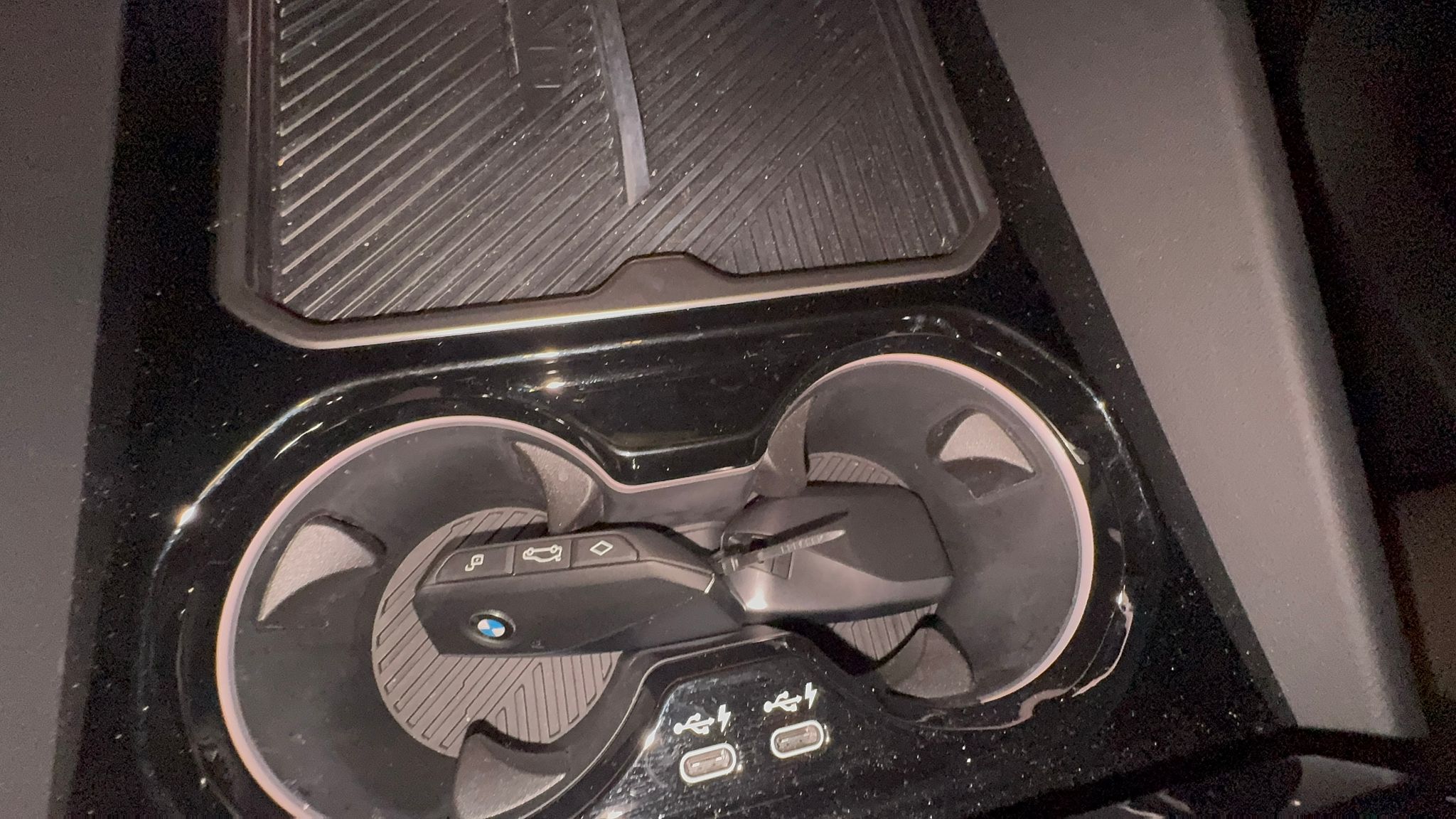 520i M KIT بلاك أديشن