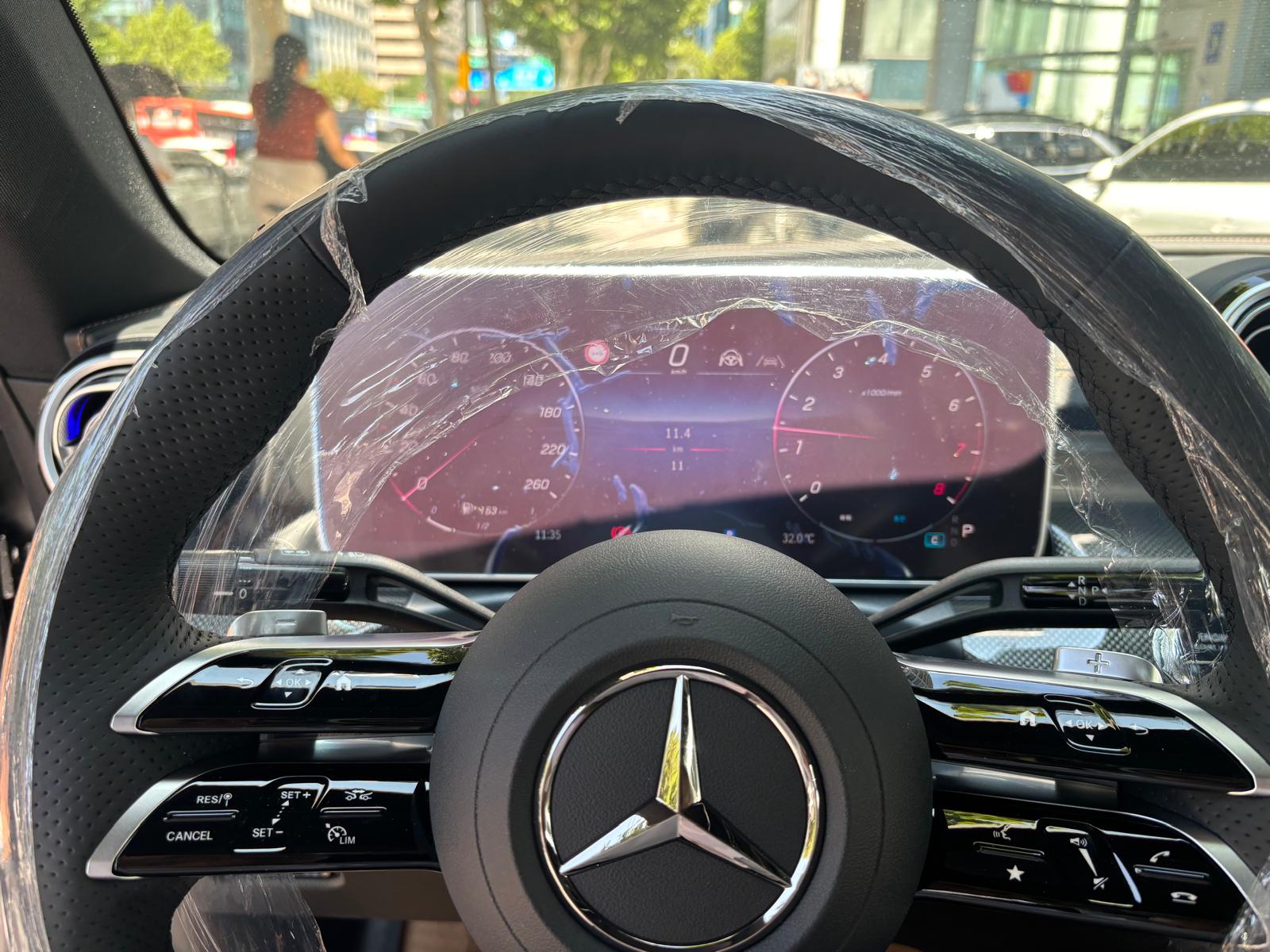 CLE200 أصفااار 