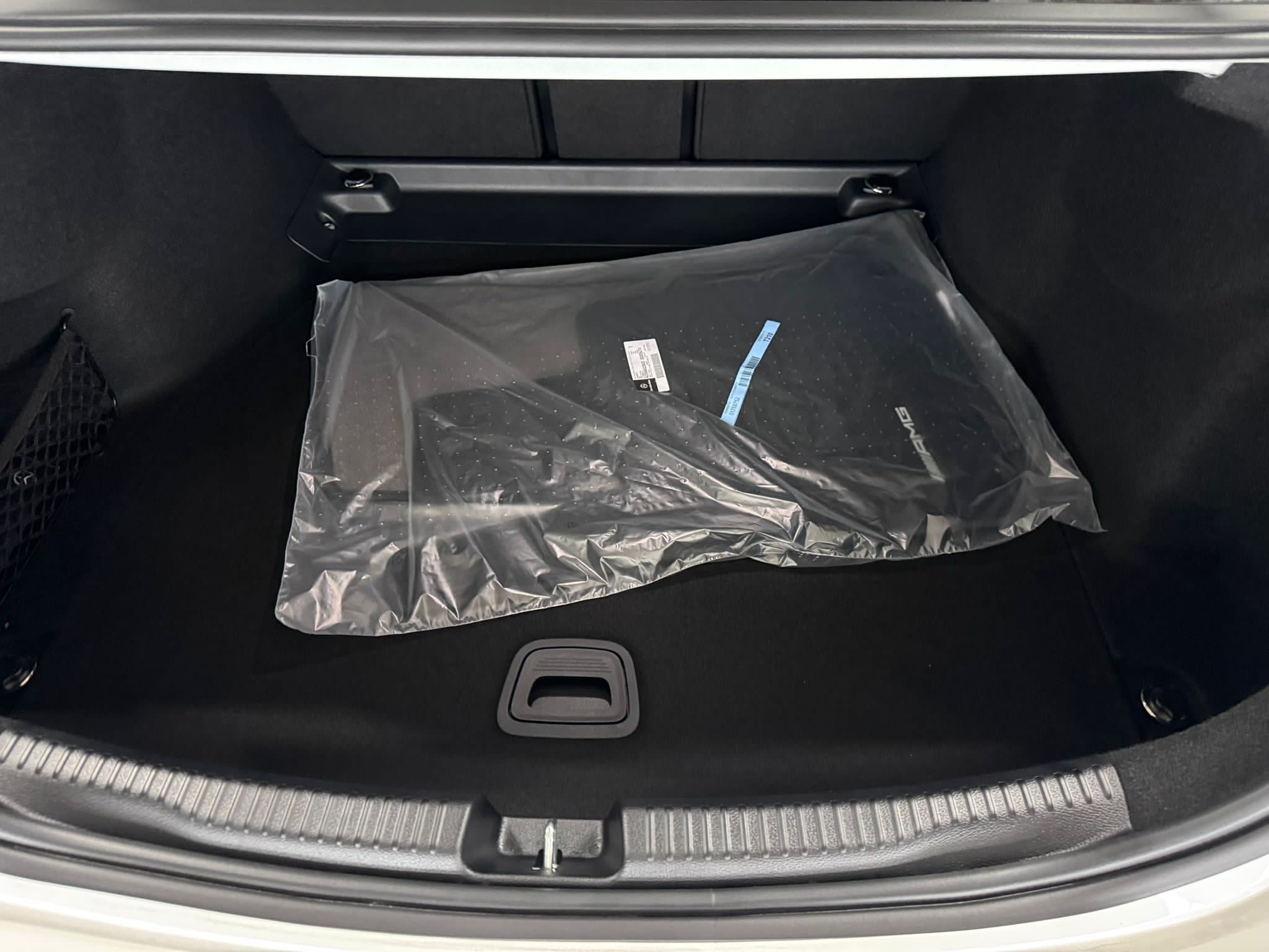 أصفاااااار C200 AMG 