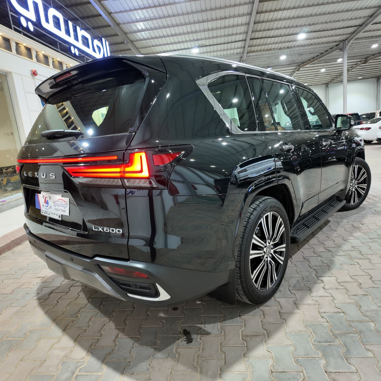 LX600