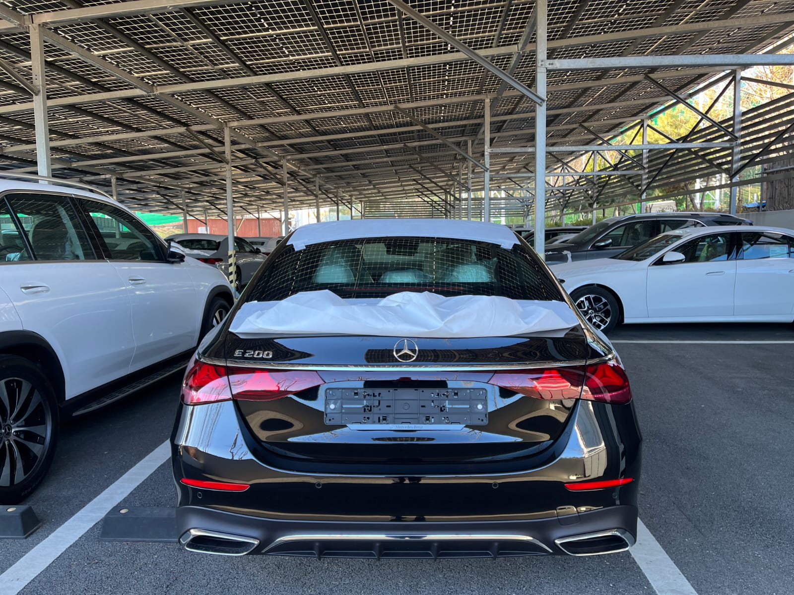 E200 AMG اصفاااار