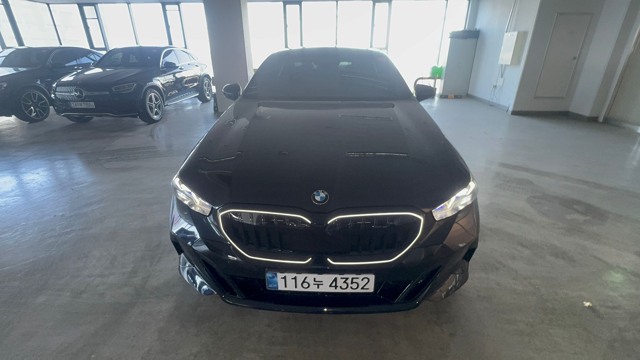 520i M KIT بلاك أديشن 