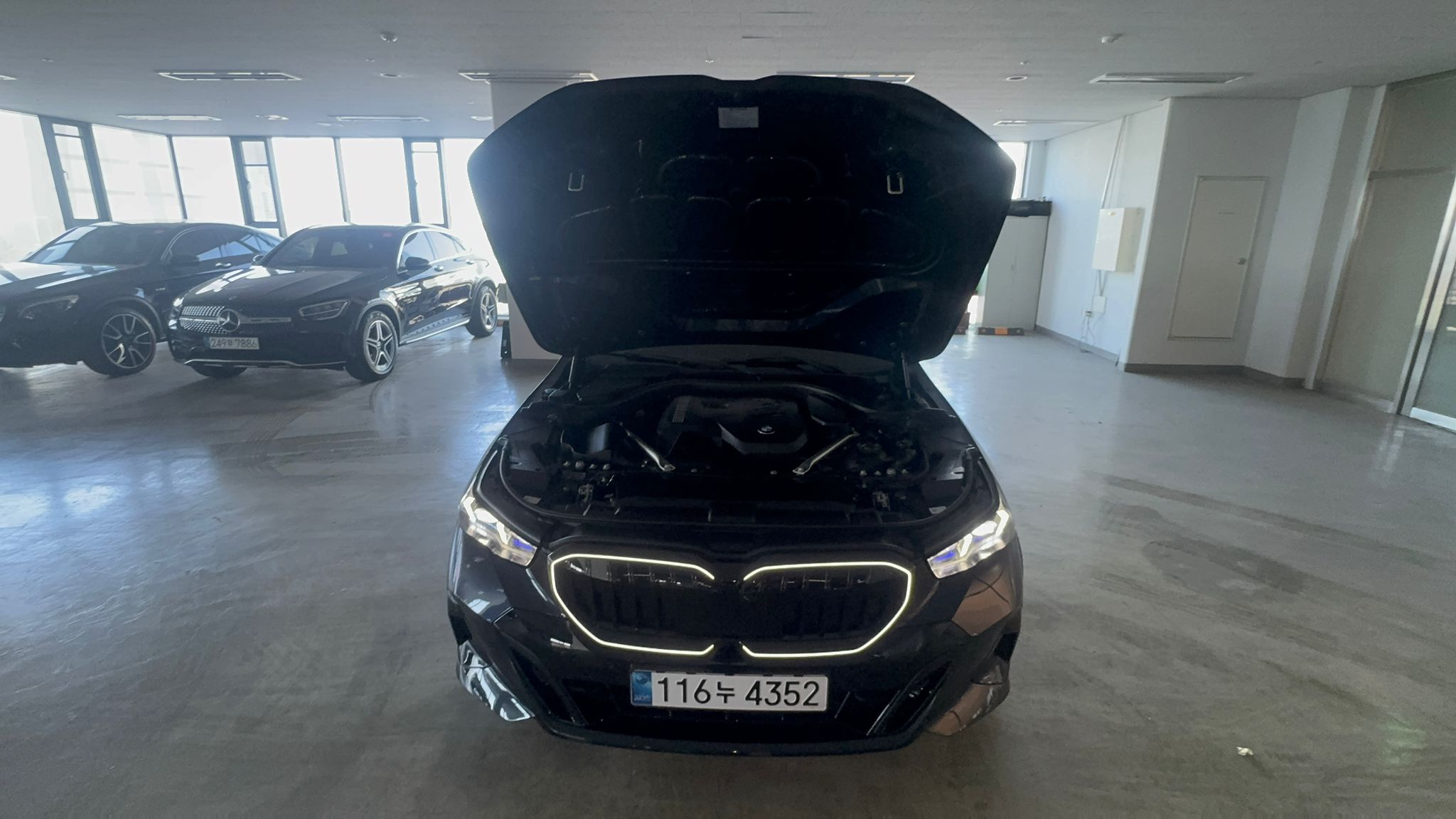 520i M KIT بلاك أديشن 