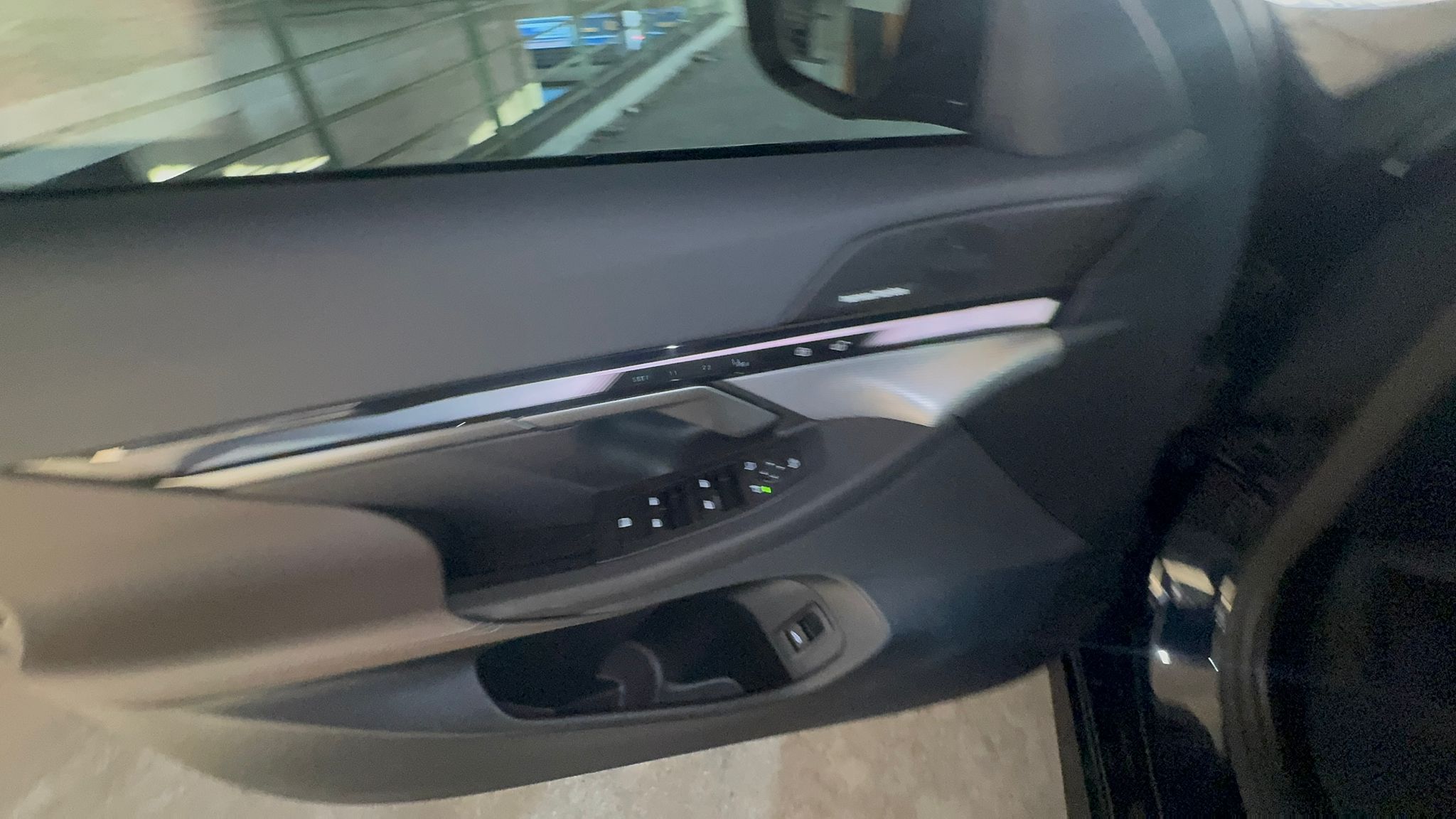 520i M KIT بلاك أديشن