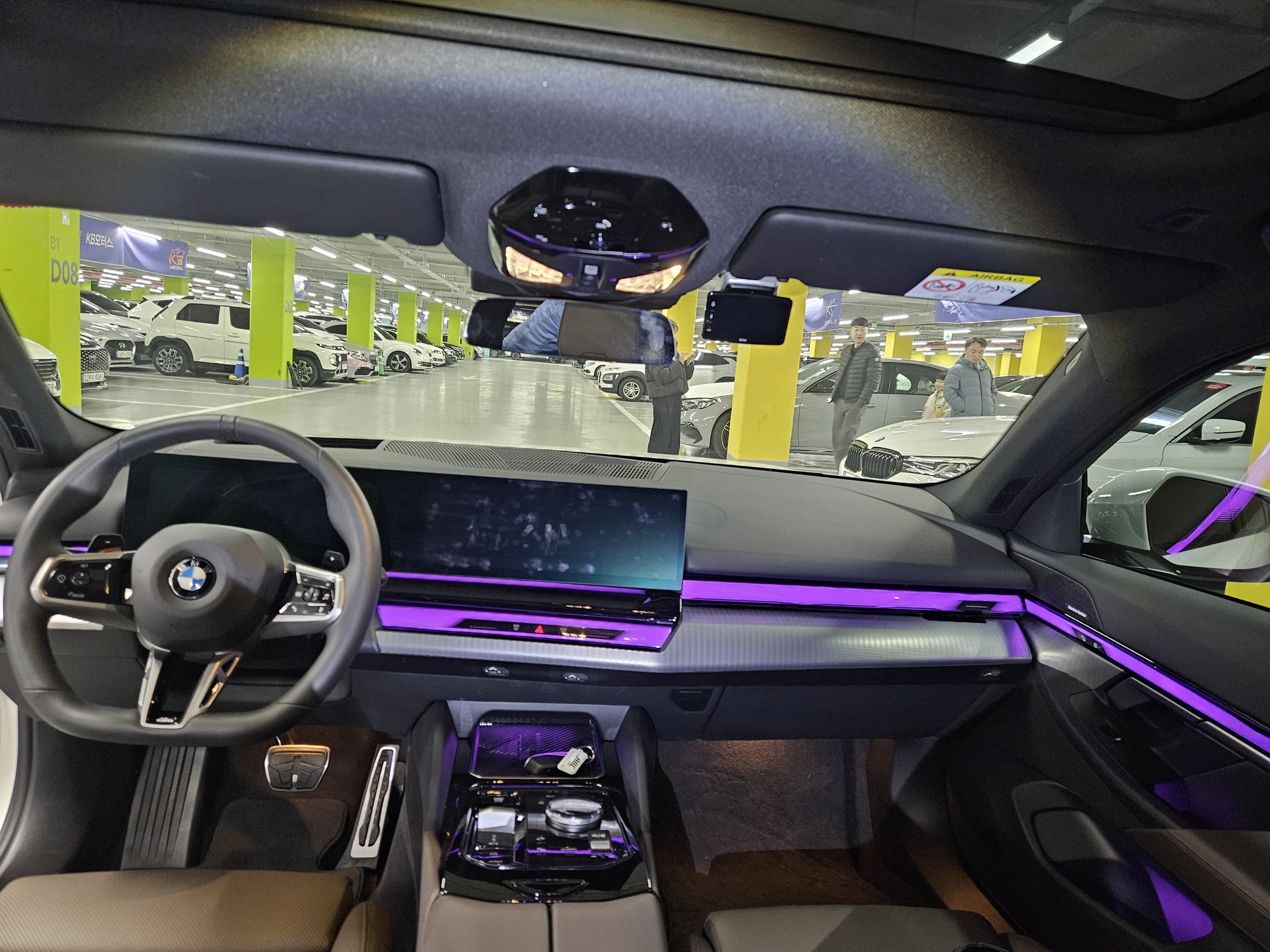 520i M KIT بلاك أديشن