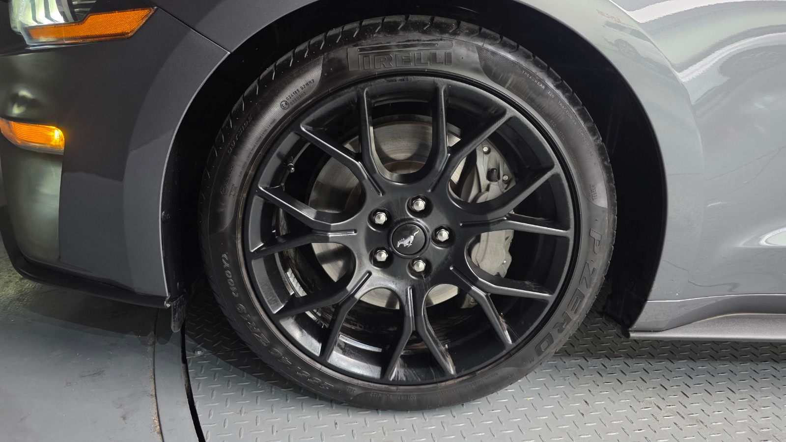 فورد موستنق