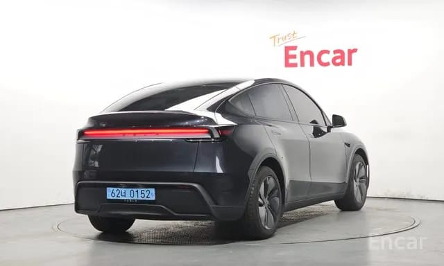 model Y RWD