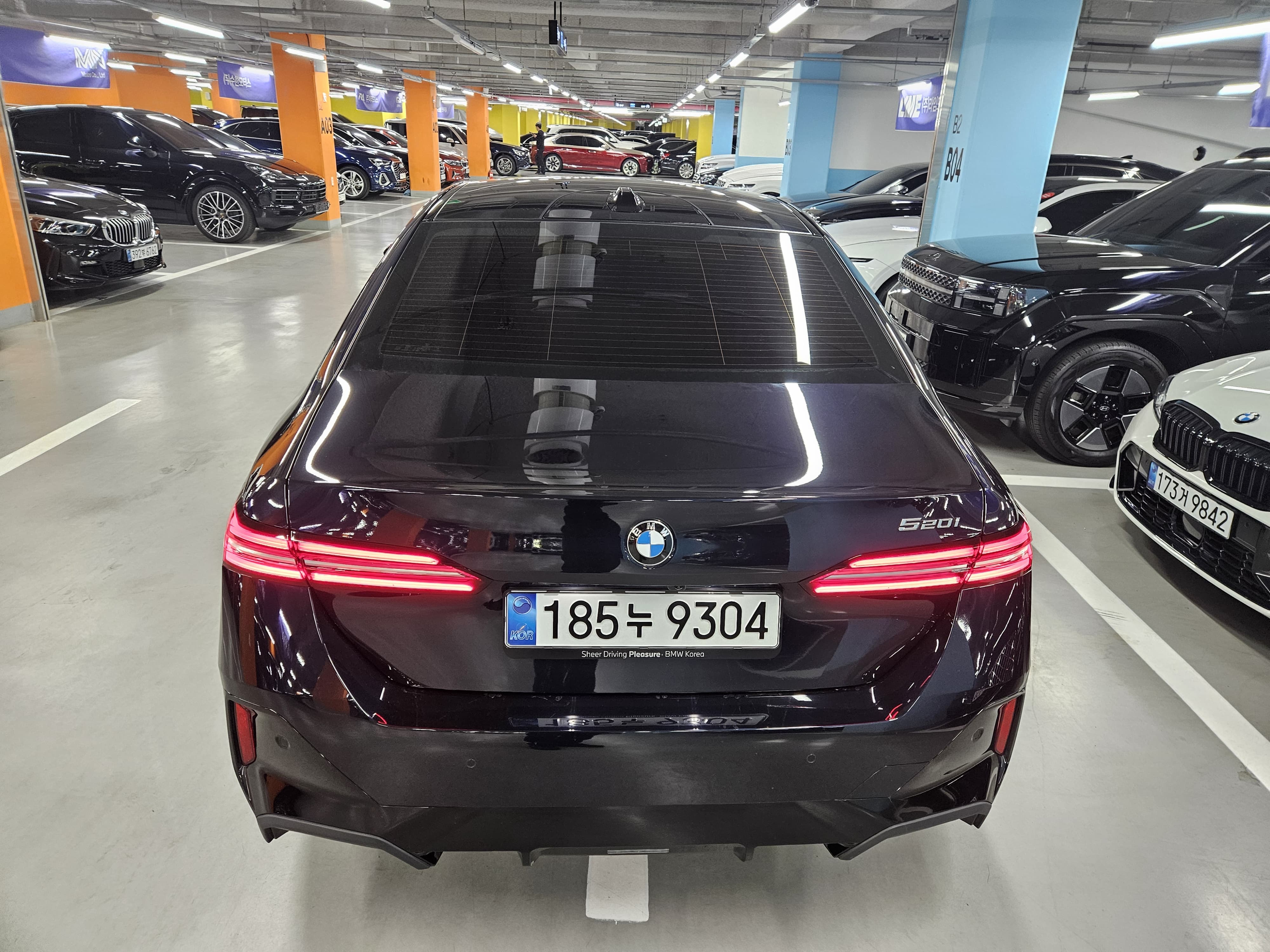 520i M KIT بلاك أديشن