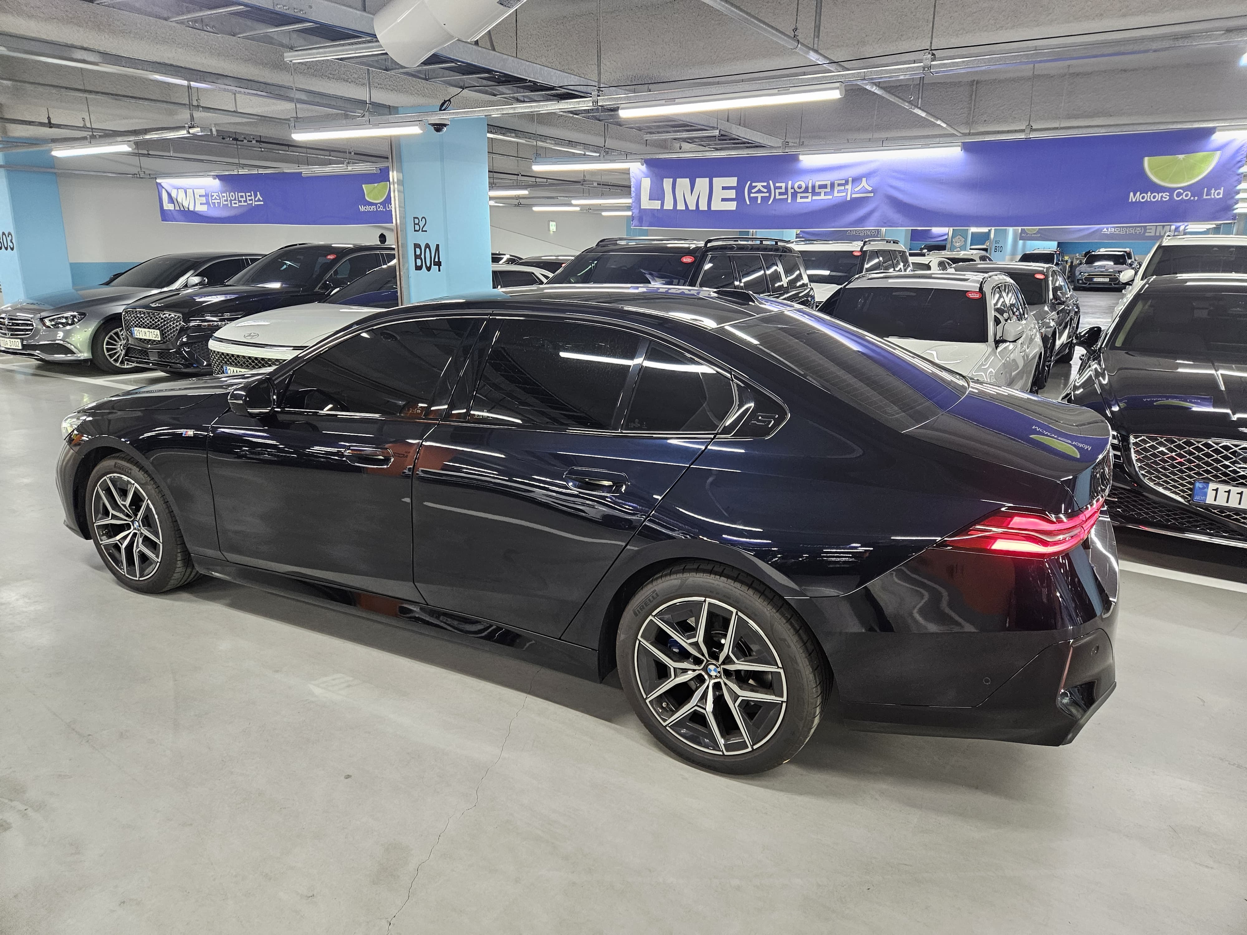 520i M KIT بلاك أديشن