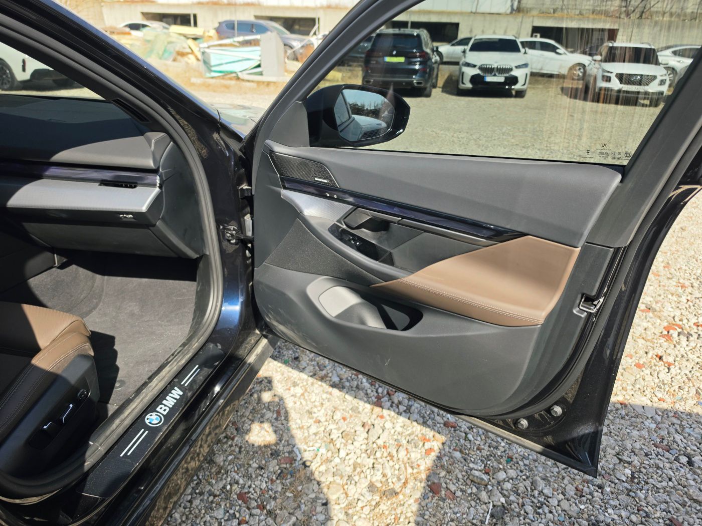 520i M KIT بلاك أديشن