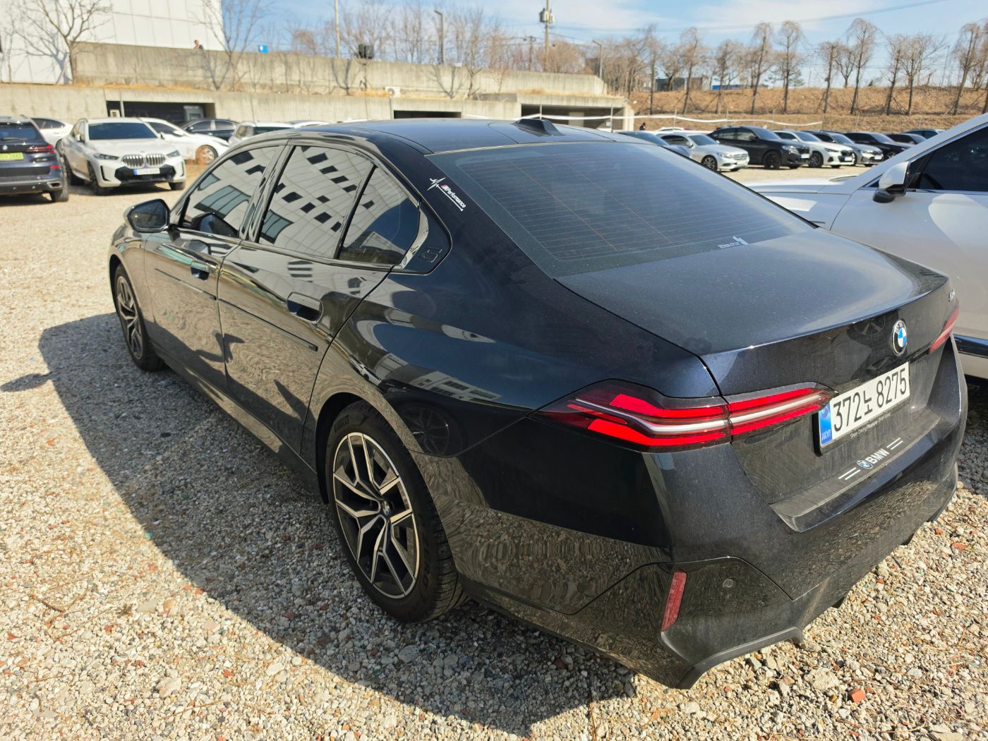 520i M KIT بلاك أديشن