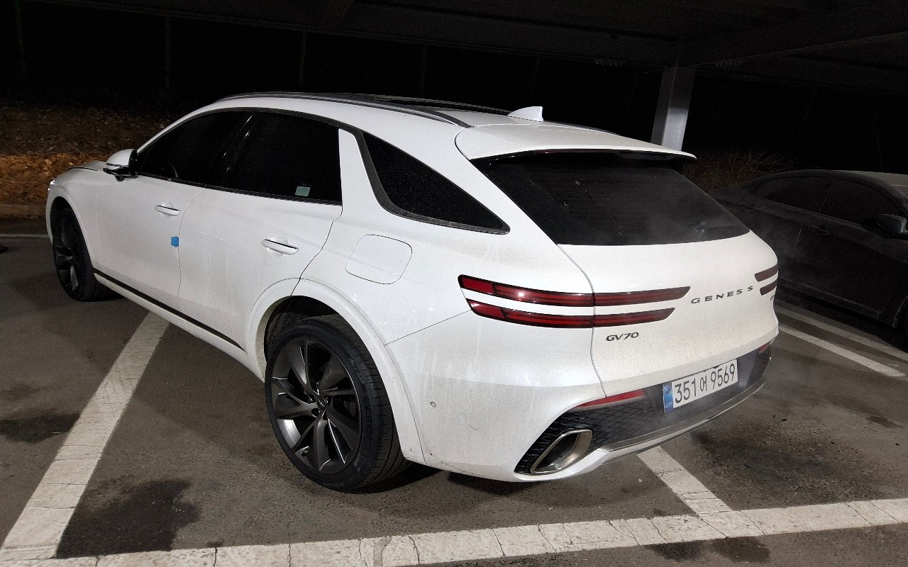GV70