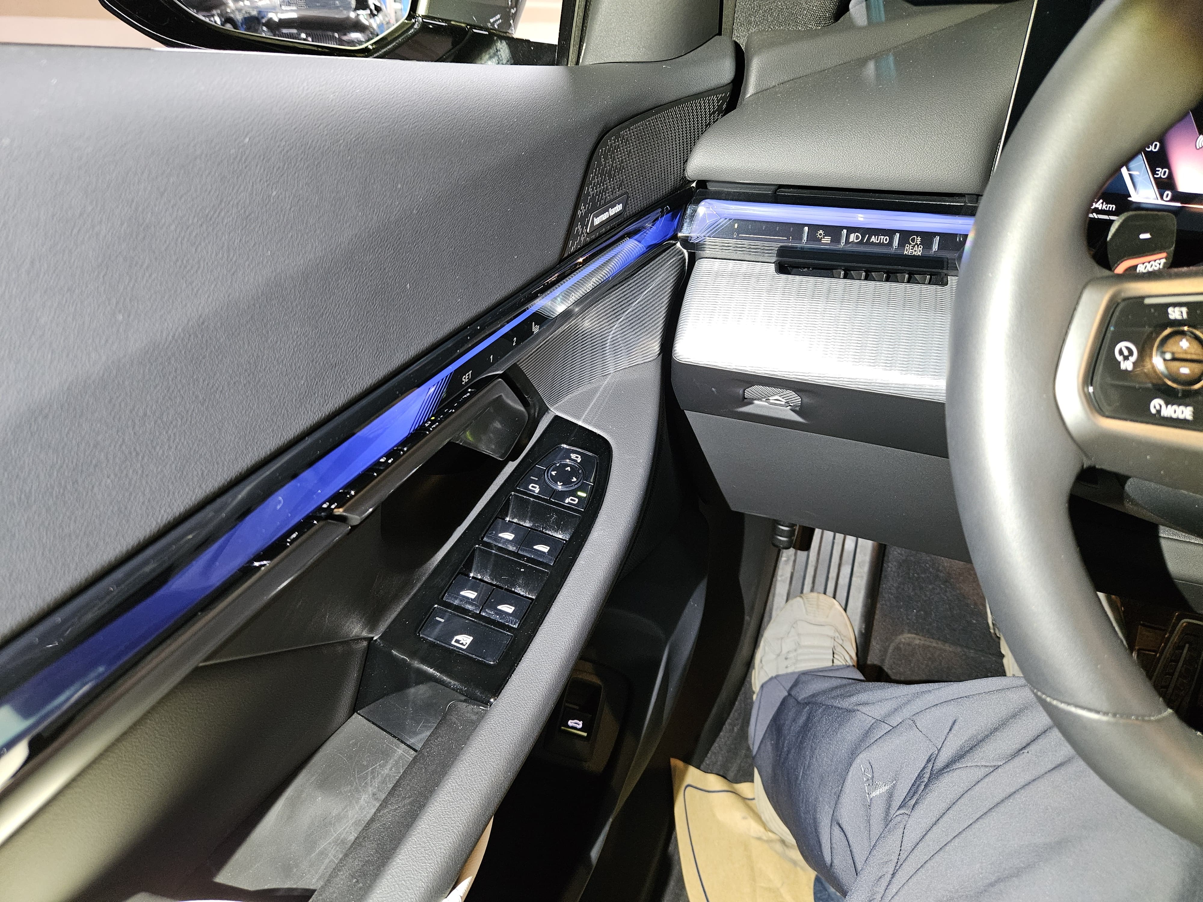 520i M KIT بلاك أديشن