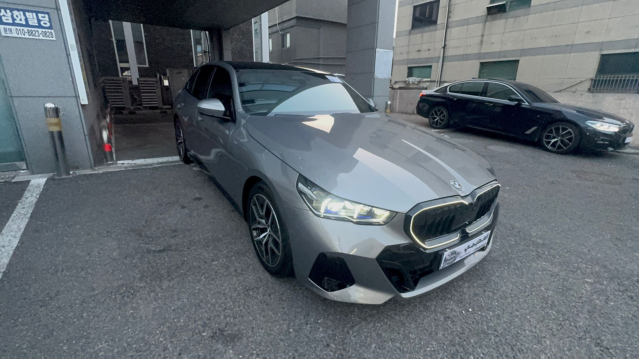 520i M KIT بلاك أديشن