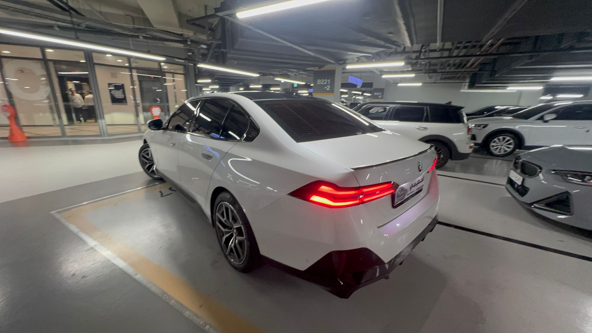 520i M KIT بلاك أديشن