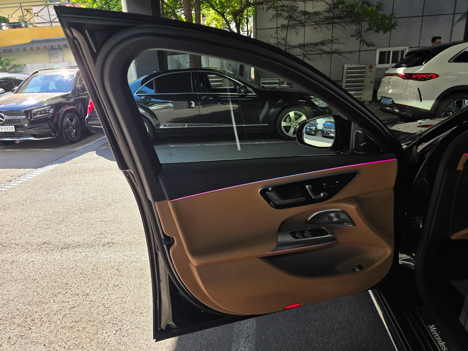 E300 Exclusive