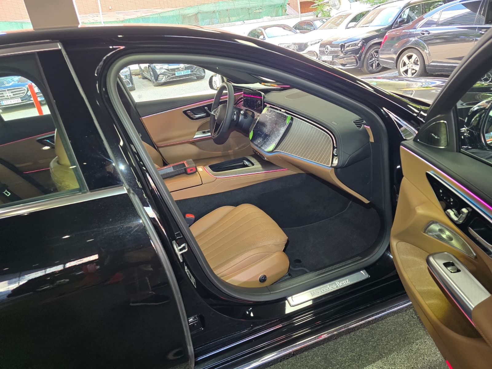 E300 Exclusive