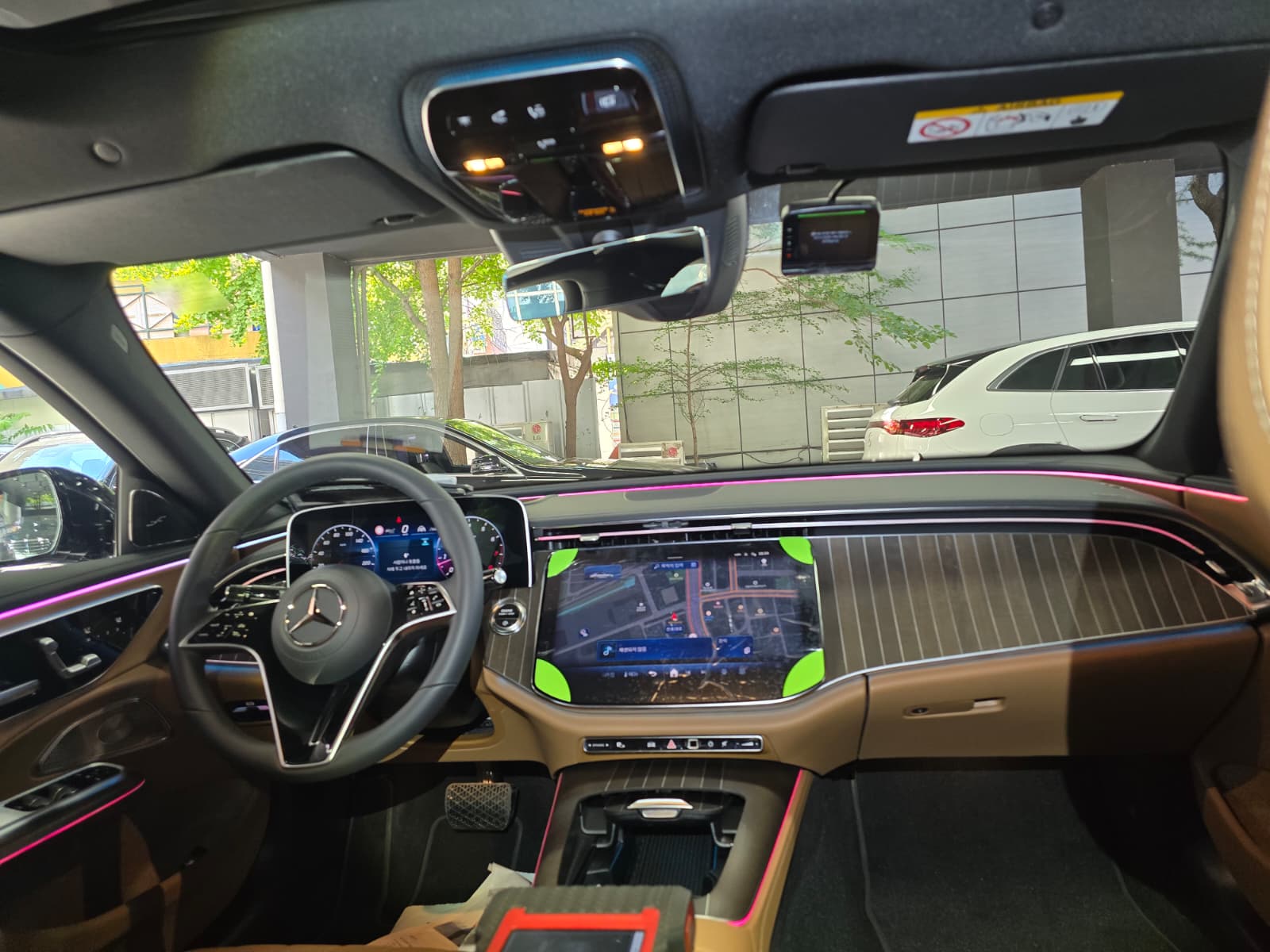 E300 Exclusive