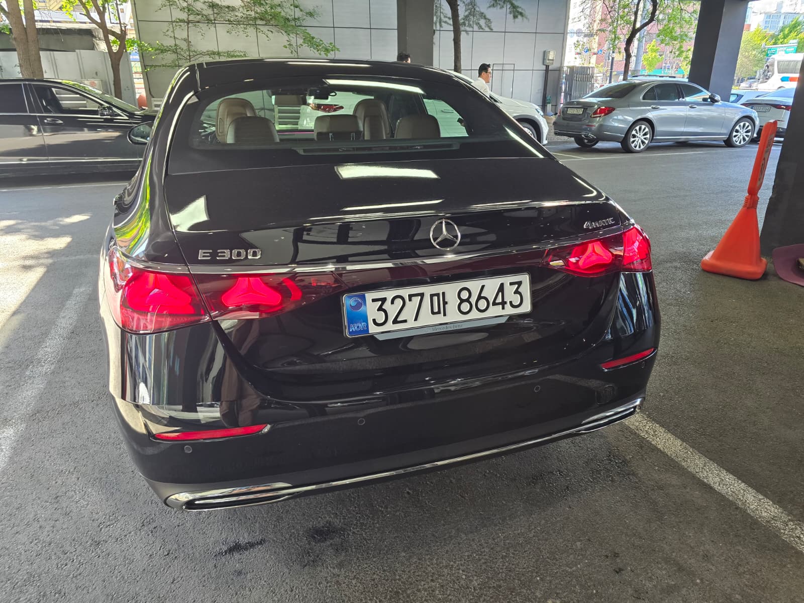 E300 Exclusive