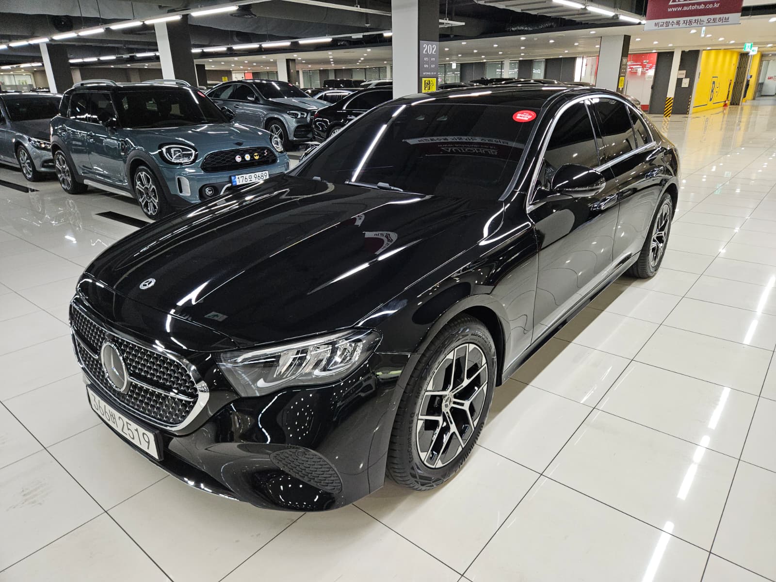 E200