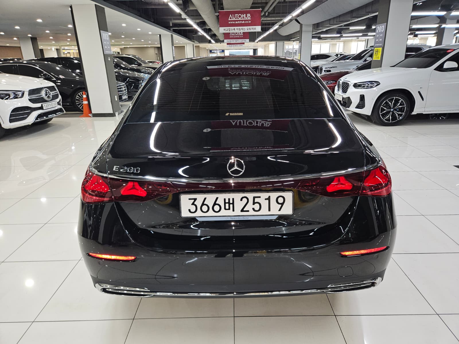E200