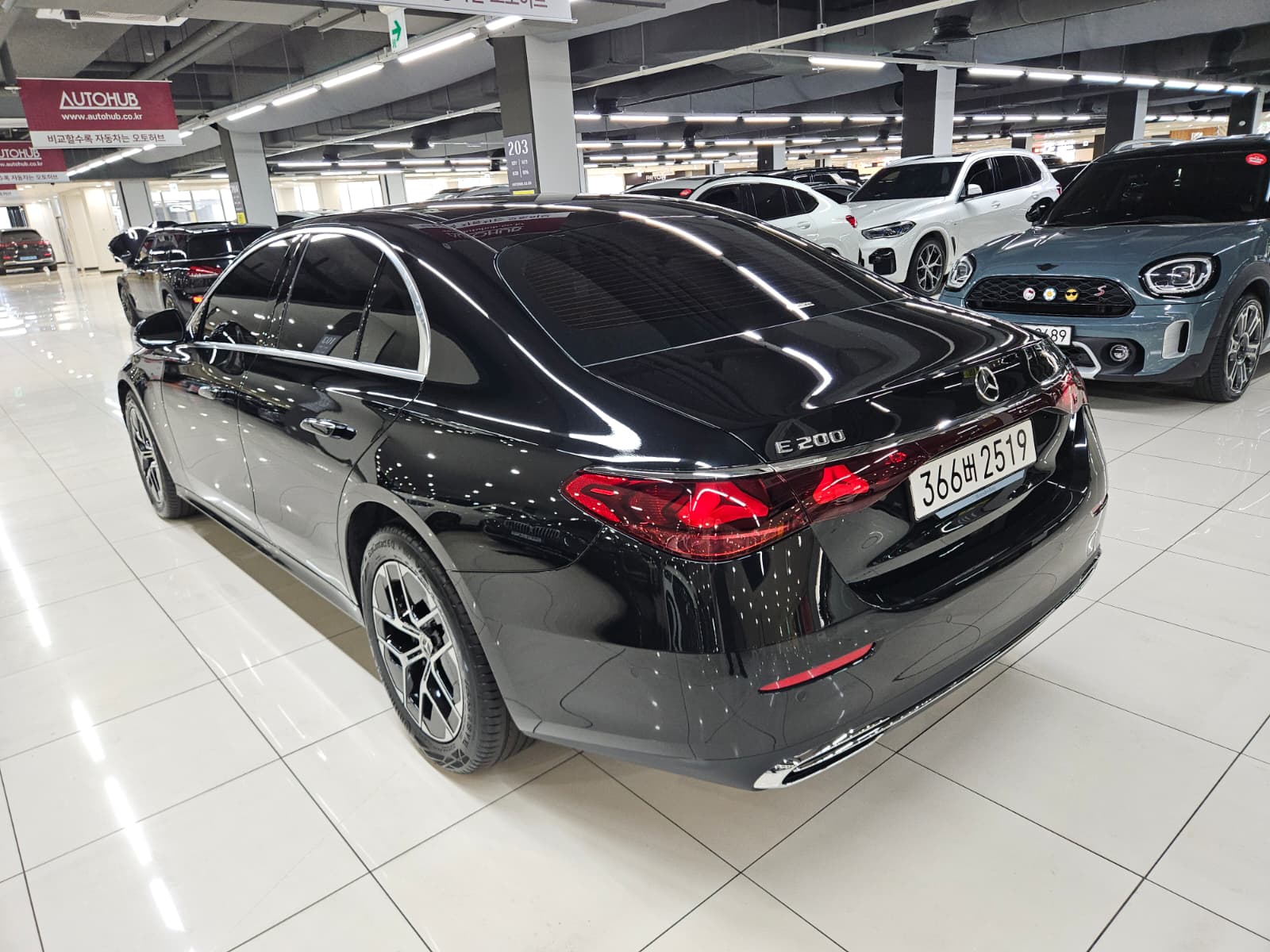 E200