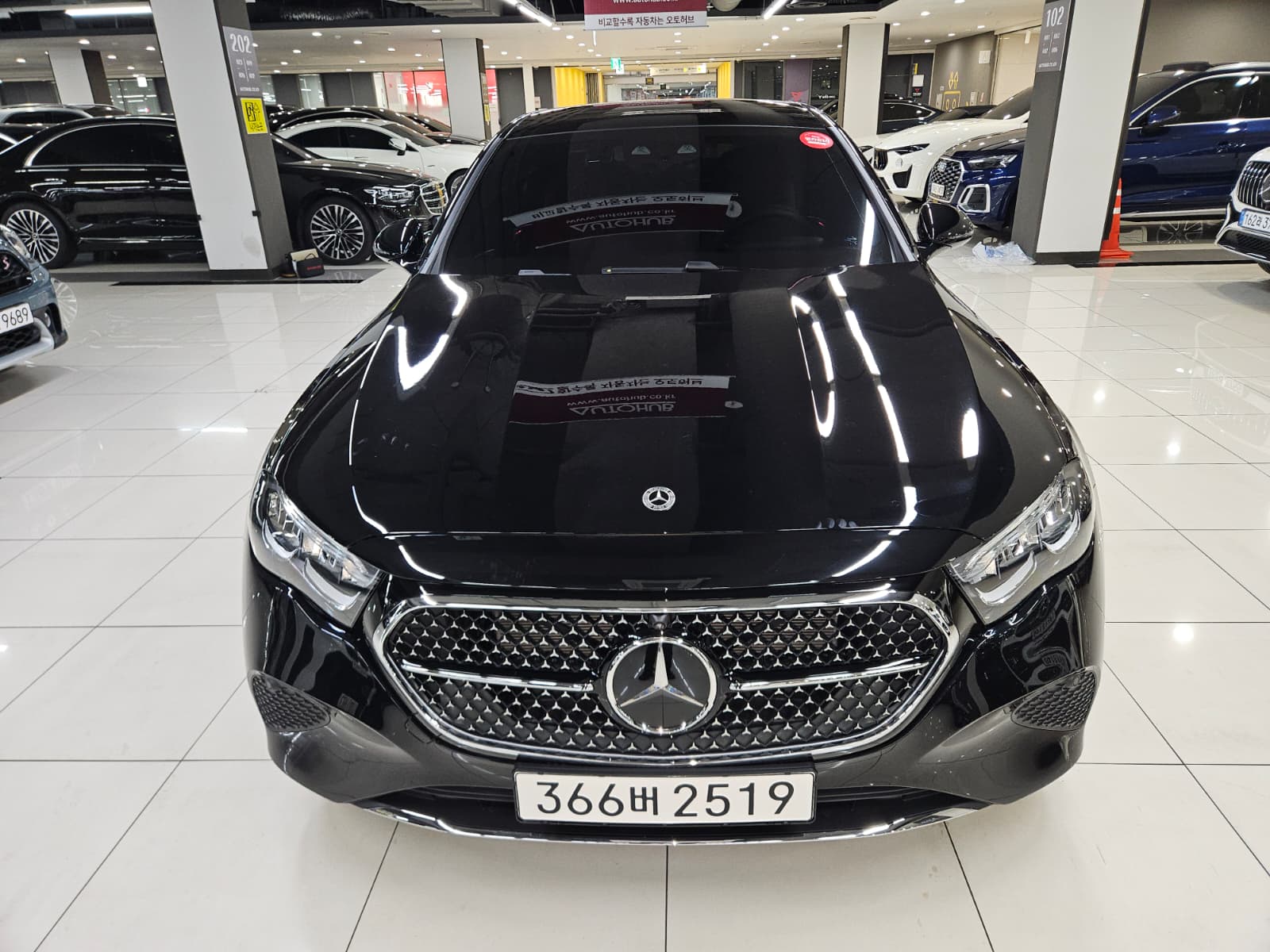 E200