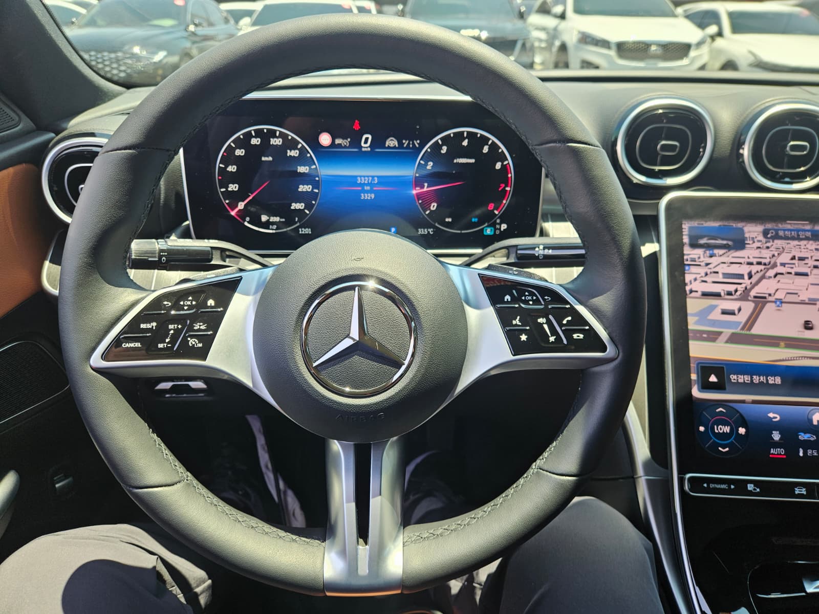 C300